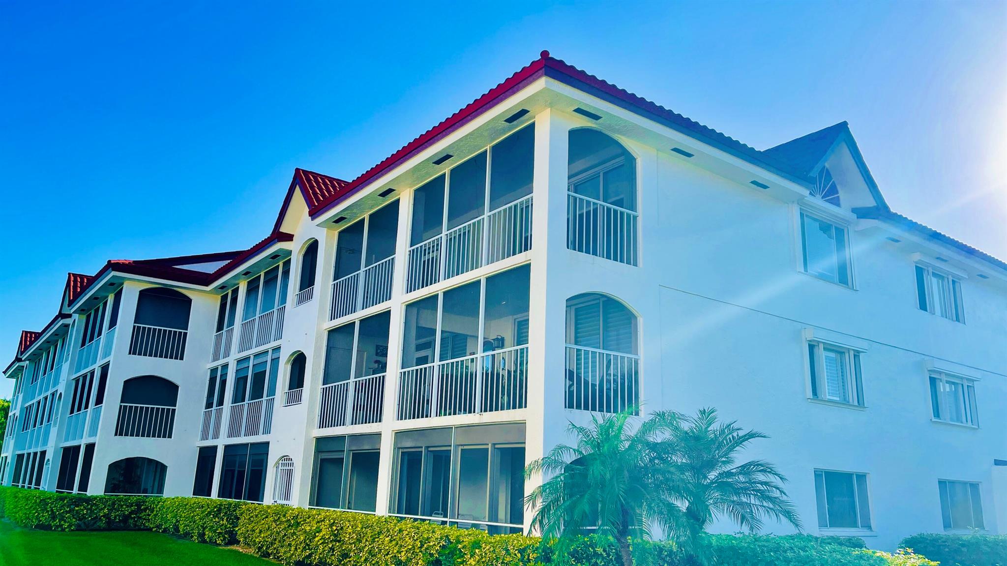 HALF MOON BAY CONDO - Residential Lease