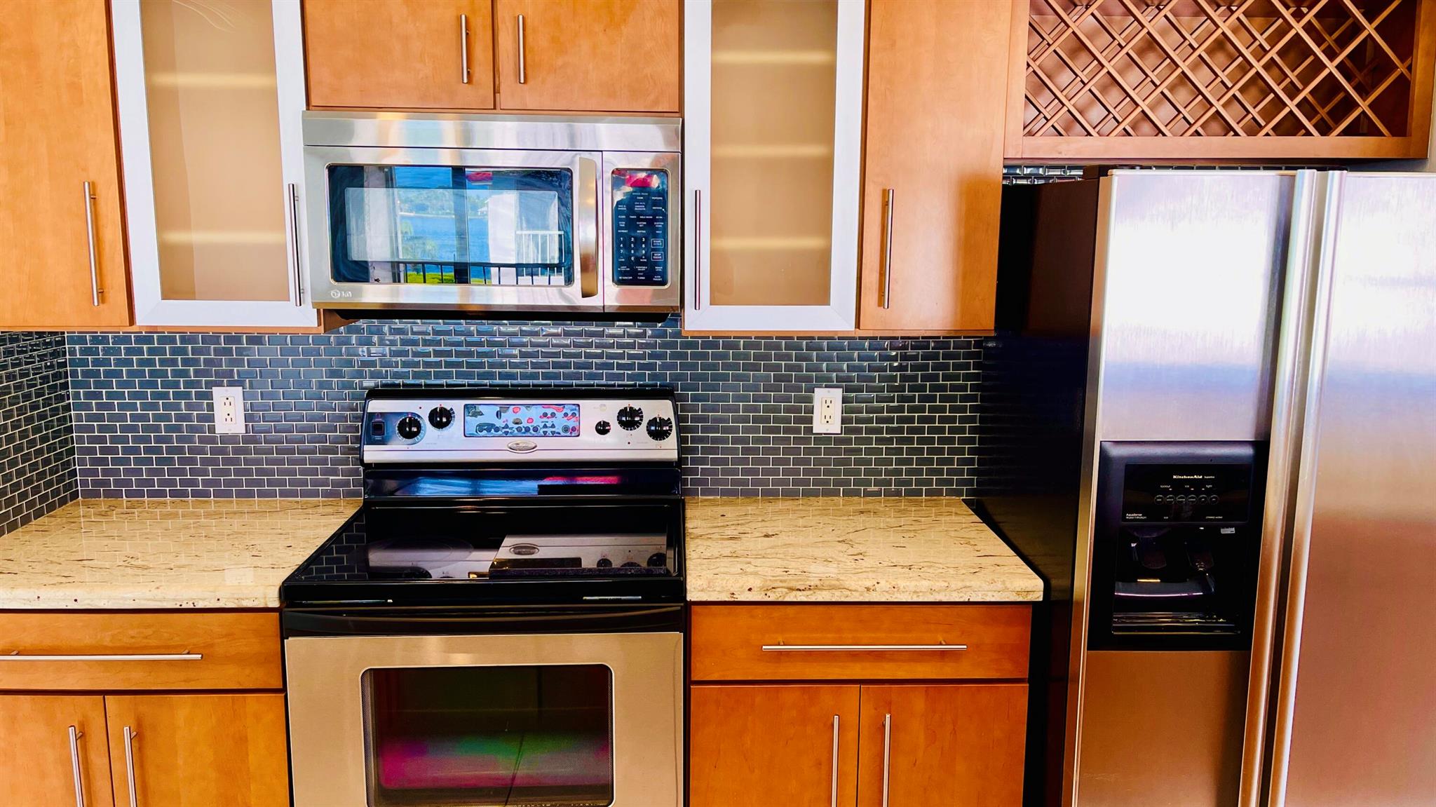 HALF MOON BAY CONDO - Residential Lease