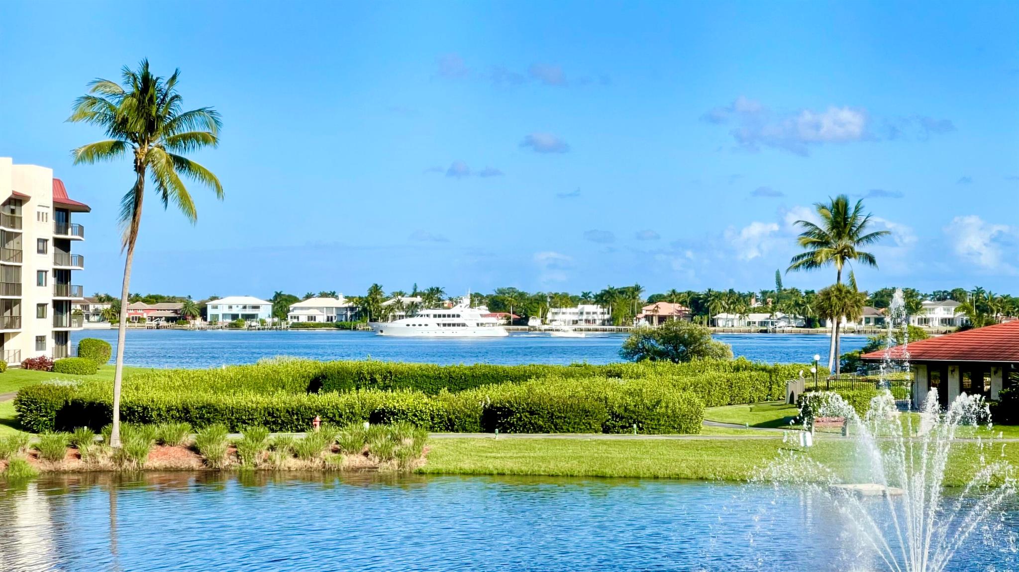 HALF MOON BAY CONDO - Residential Lease