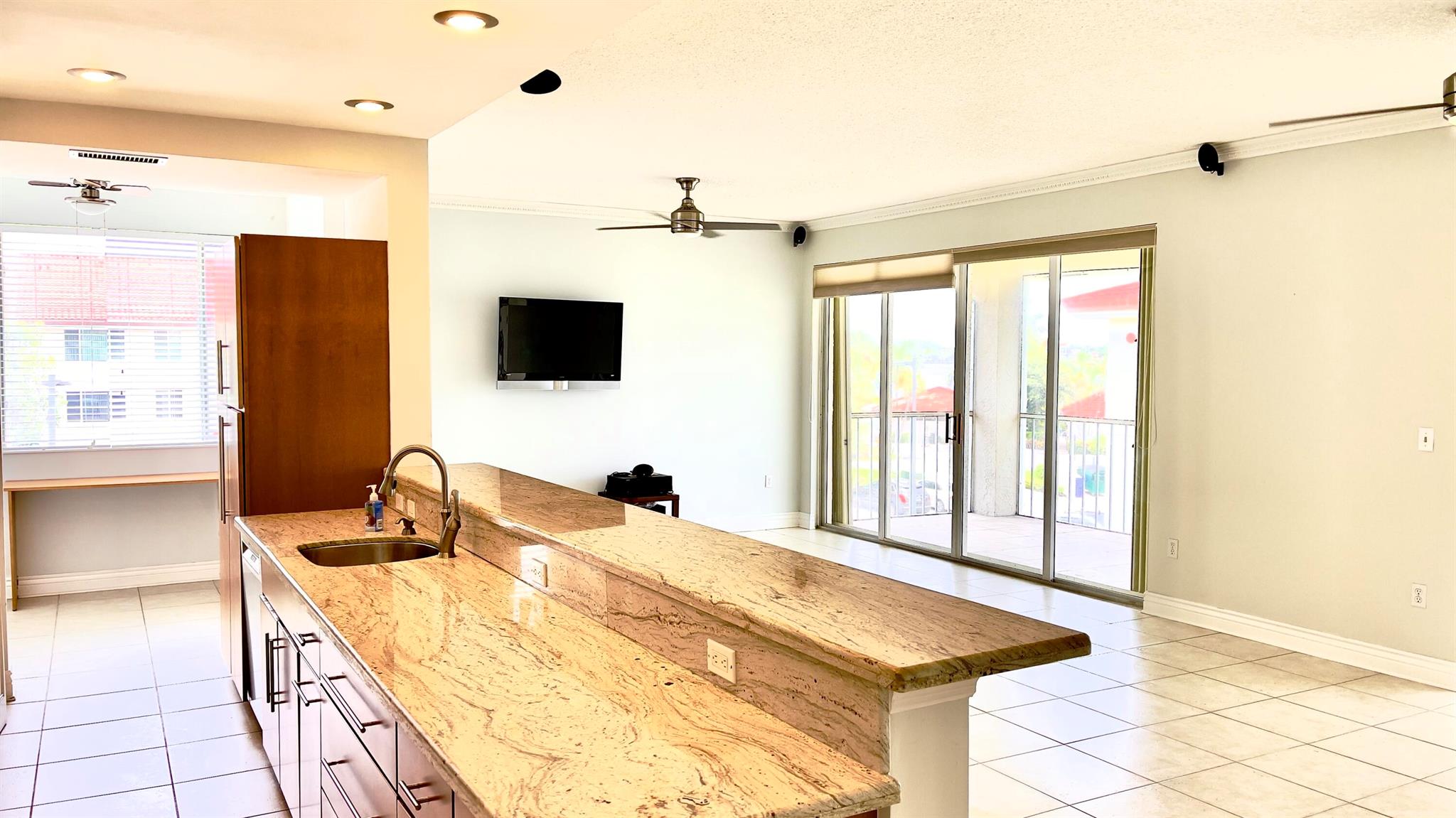 HALF MOON BAY CONDO - Residential Lease