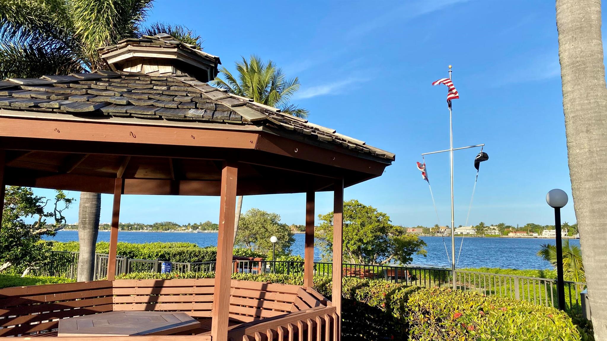 HALF MOON BAY CONDO - Residential Lease