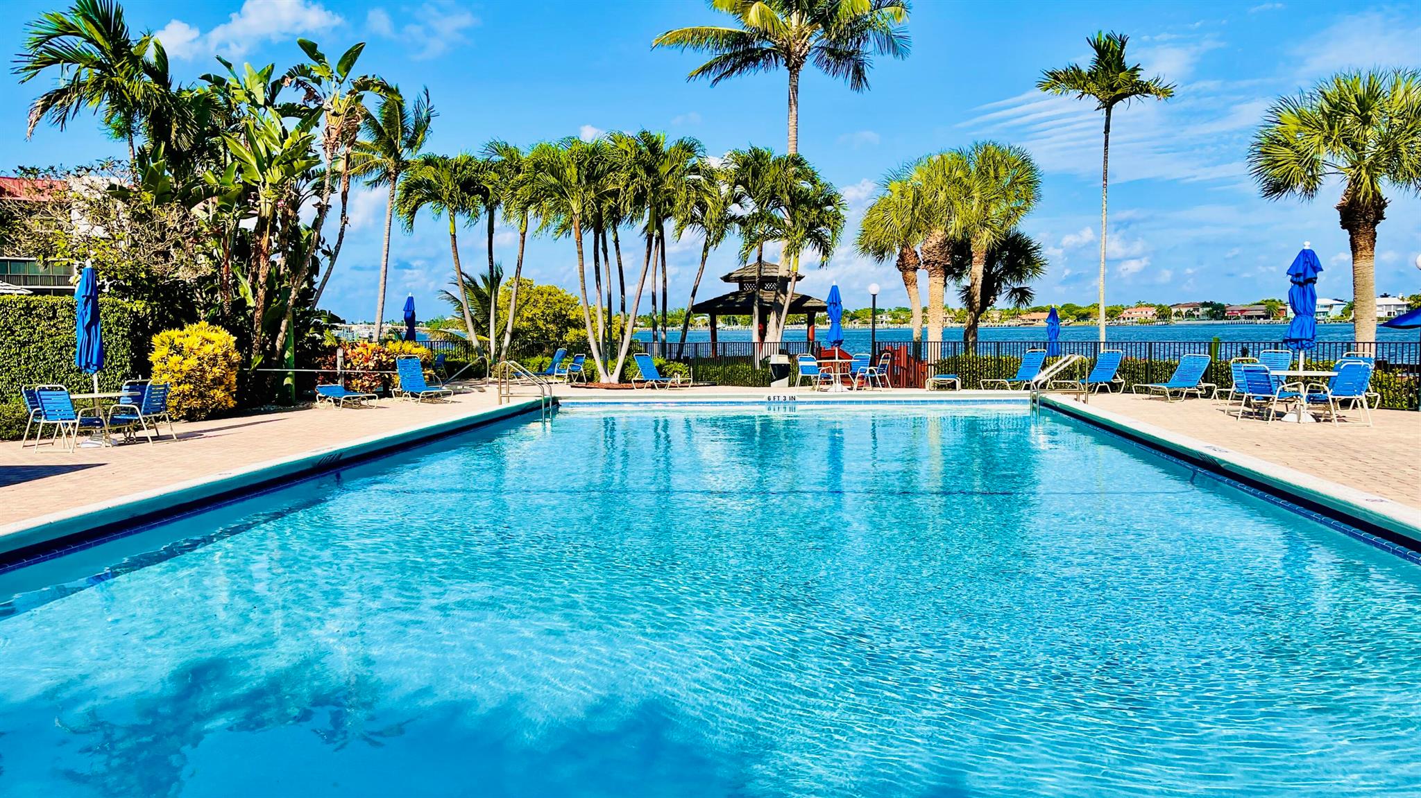 HALF MOON BAY CONDO - Residential Lease