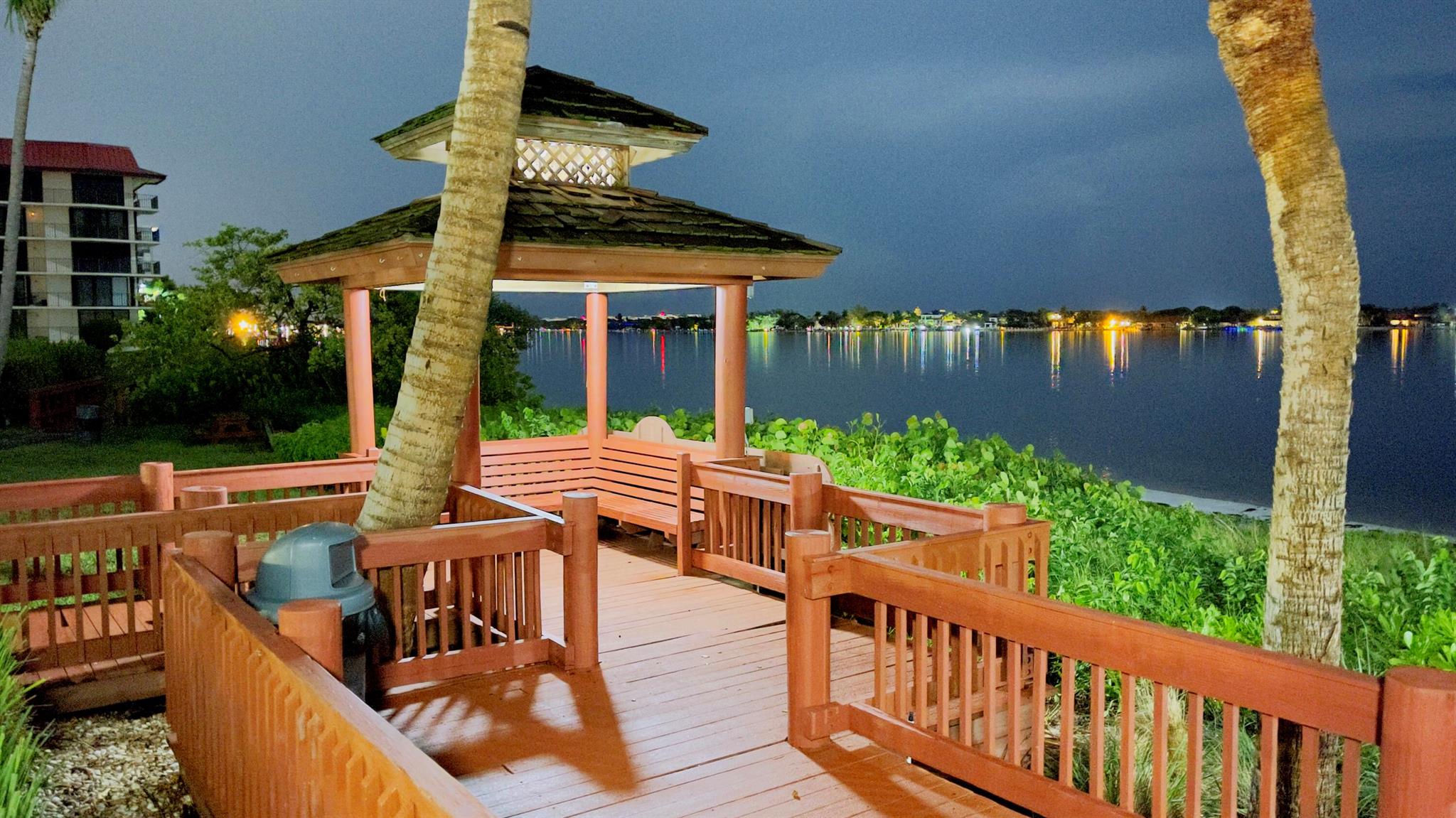 HALF MOON BAY CONDO - Residential Lease