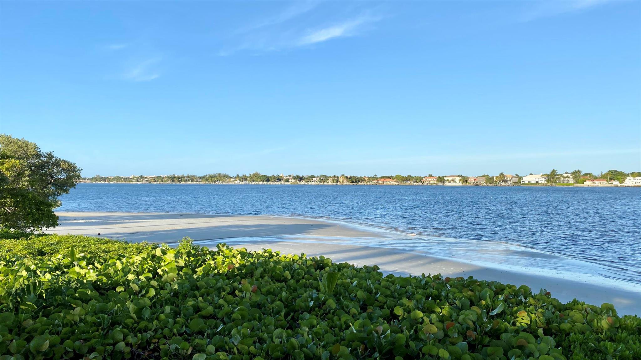 HALF MOON BAY CONDO - Residential Lease