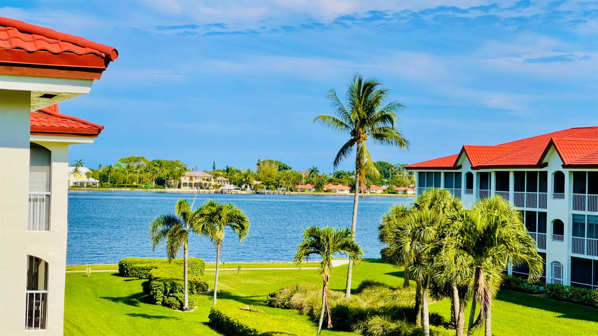 HALF MOON BAY CONDO - Residential Lease