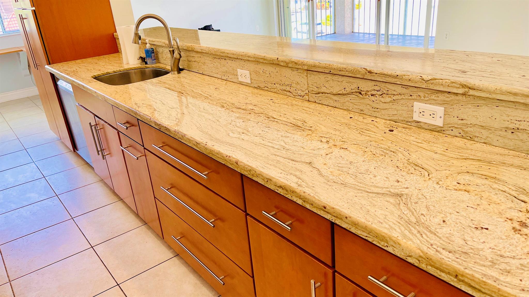 HALF MOON BAY CONDO - Residential Lease