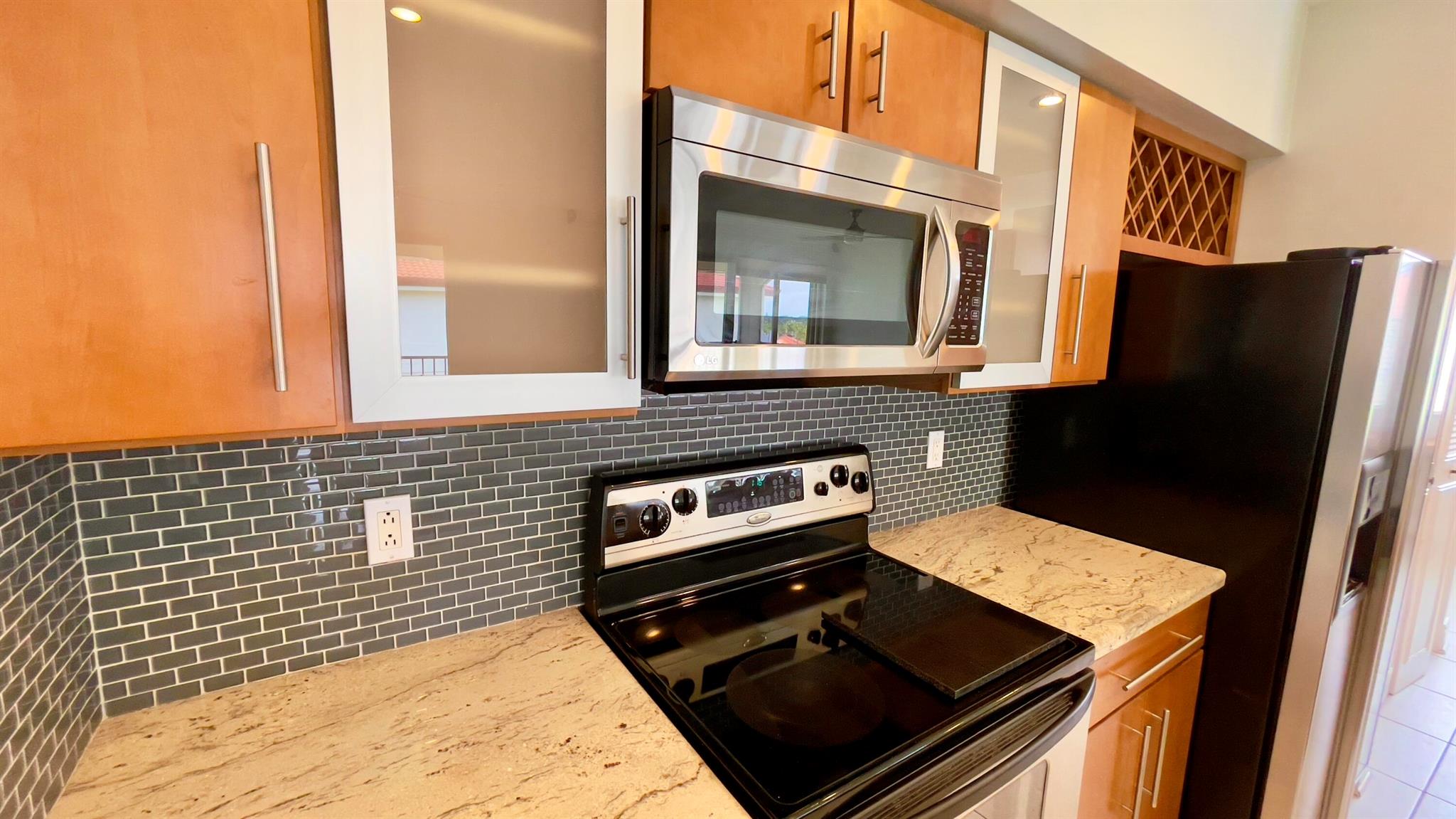 HALF MOON BAY CONDO - Residential Lease