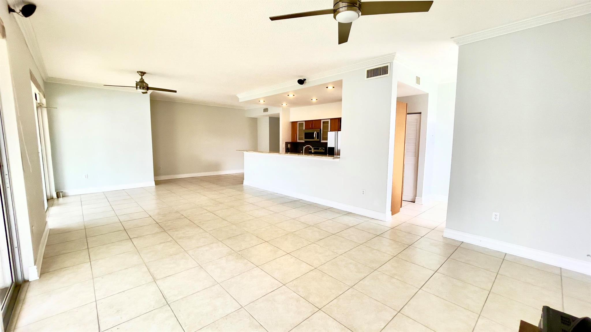 HALF MOON BAY CONDO - Residential Lease