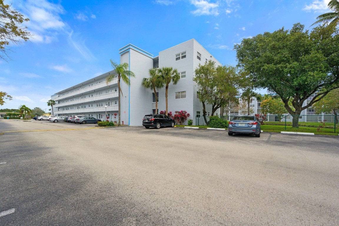 The Danians North Condo - Residential Lease