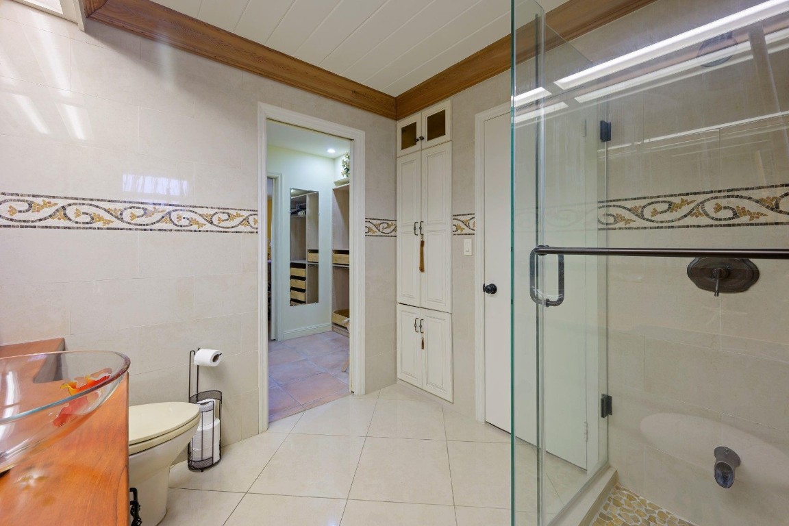 The Danians North Condo - Residential Lease