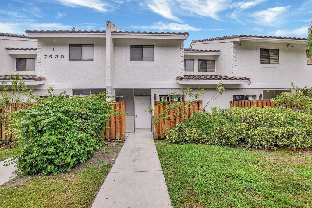 Photo of 7630 Lago Del Mar Drive #6, Boca Raton, FL 33433 (MLS # R11054620)