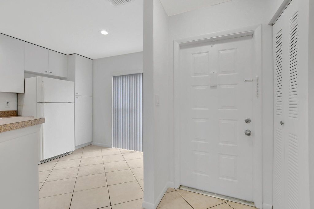 Photo of 7630 Lago Del Mar Drive #6, Boca Raton, FL 33433 (MLS # R11054620)