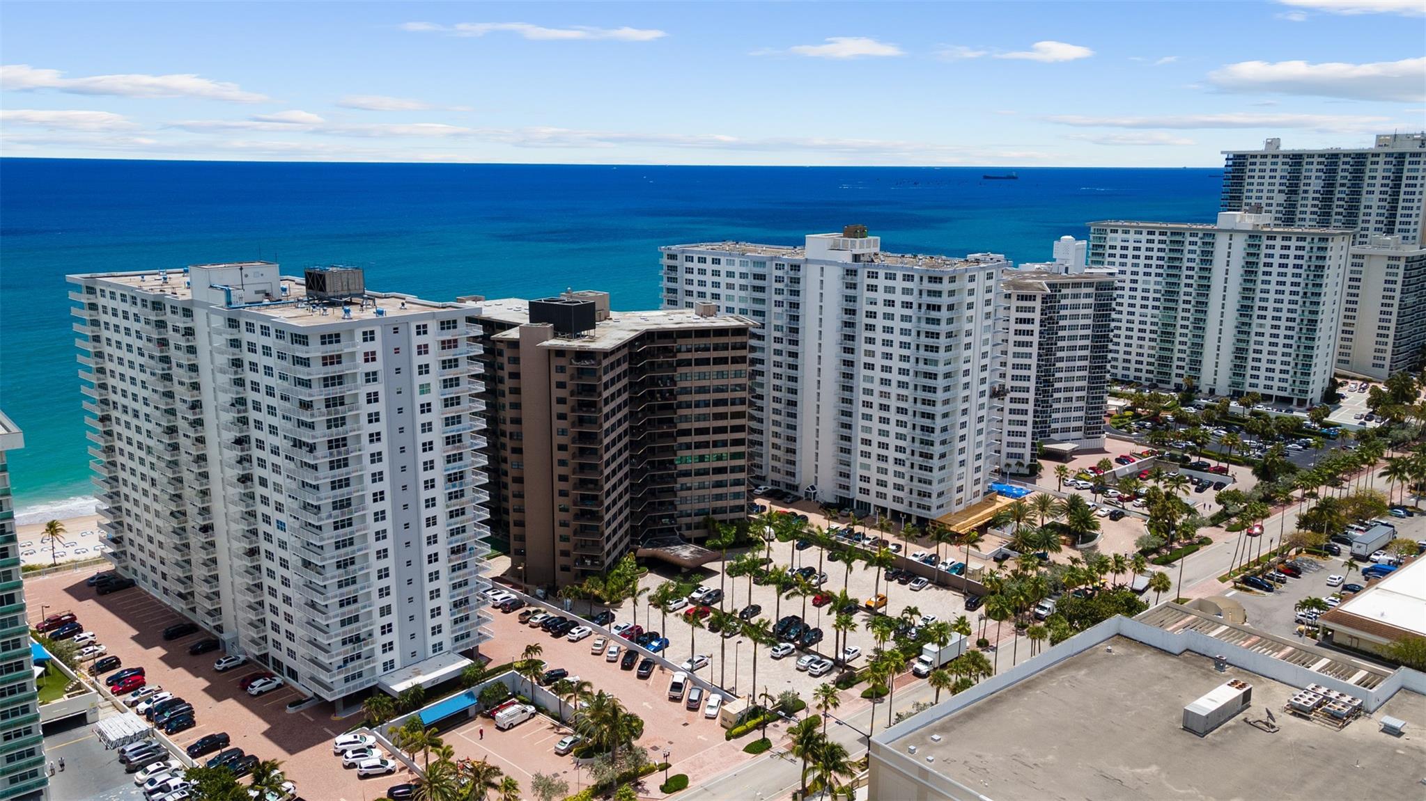 Regency Tower - Residential
