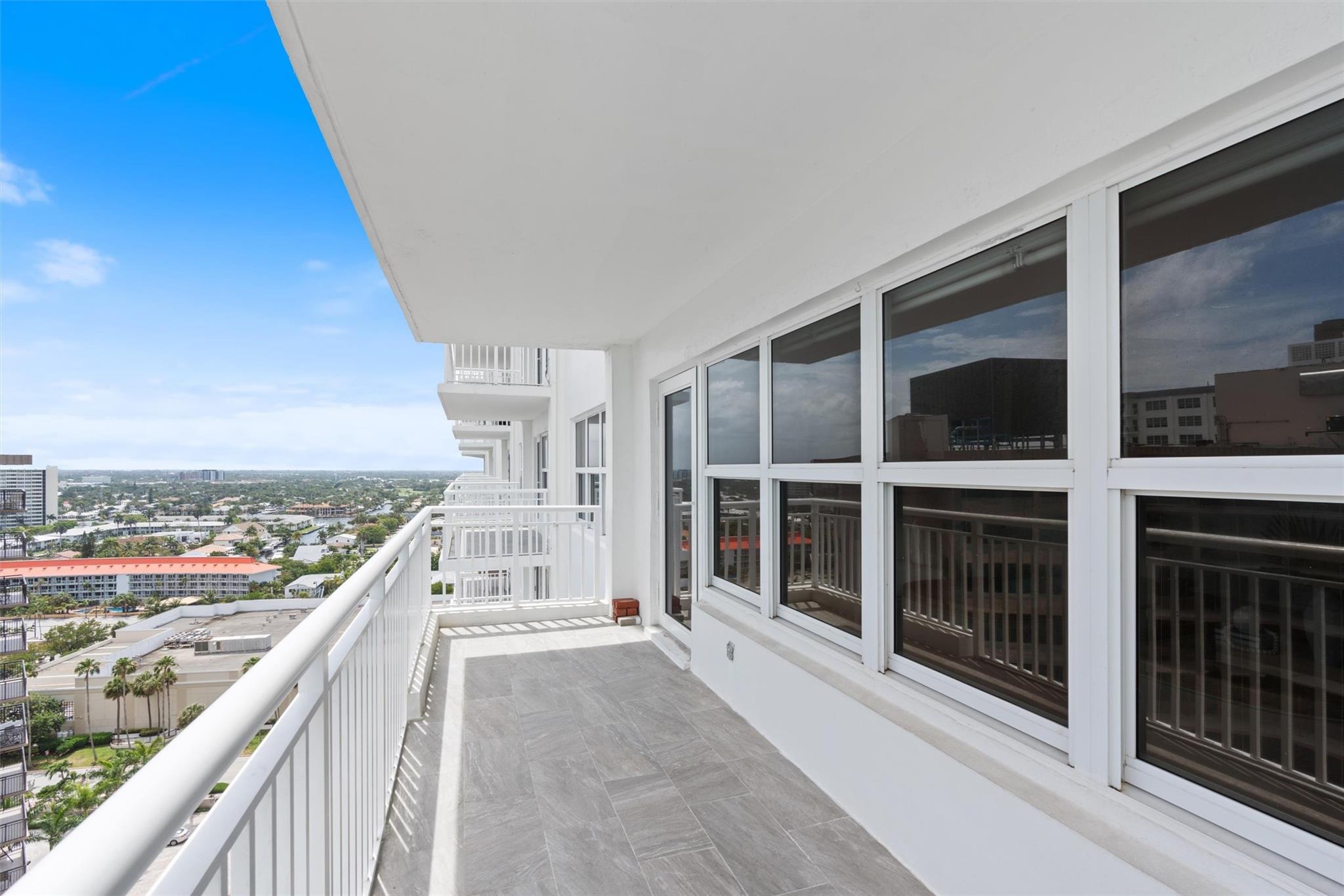 Regency Tower - Residential
