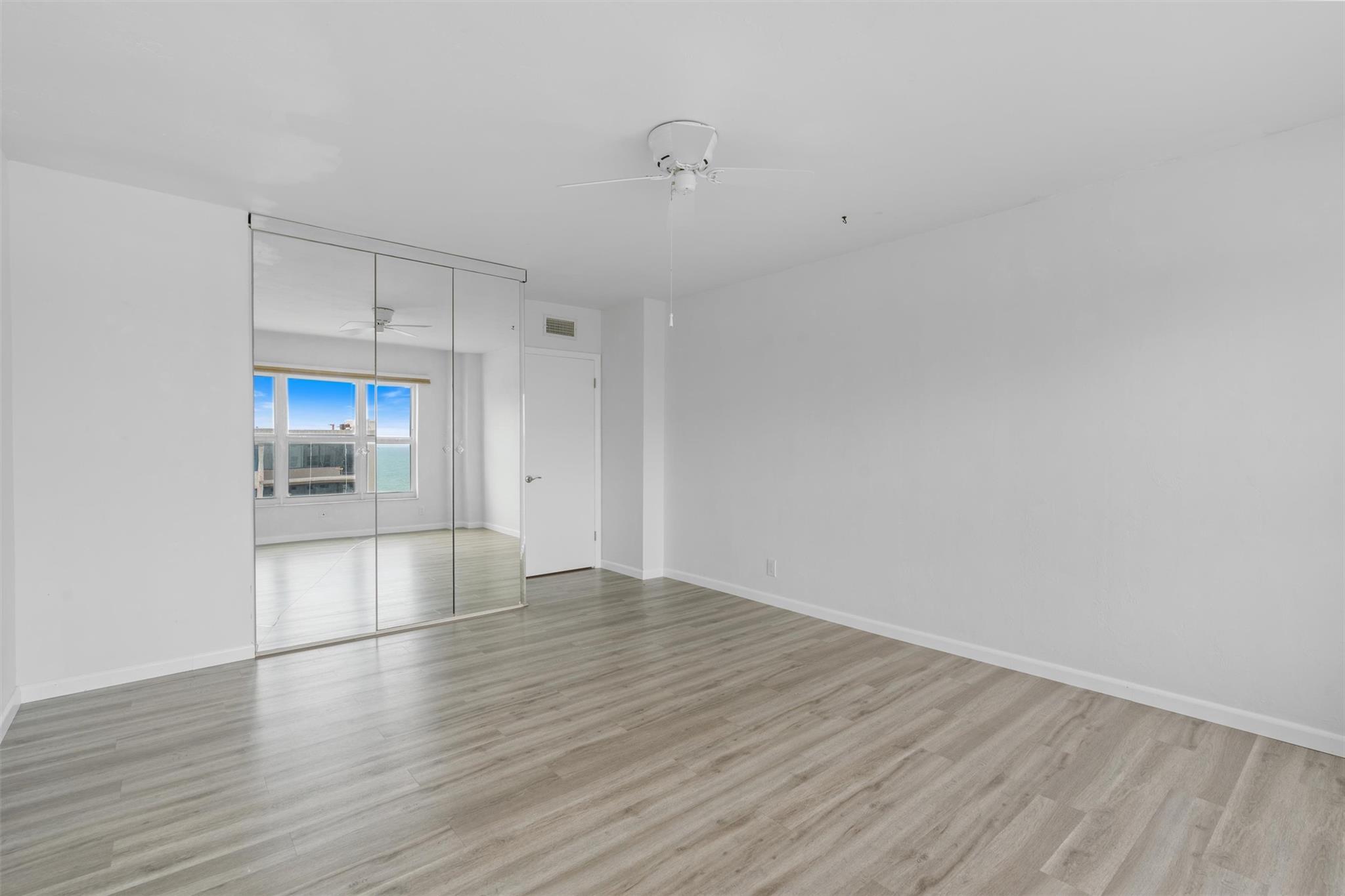 Regency Tower - Residential