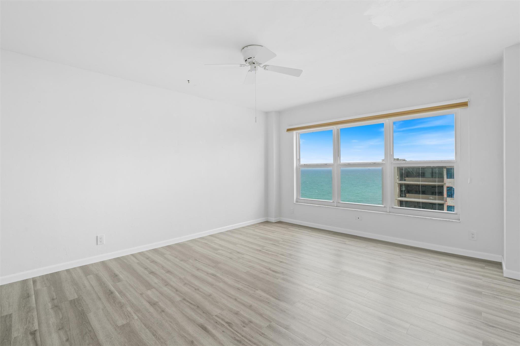 Regency Tower - Residential