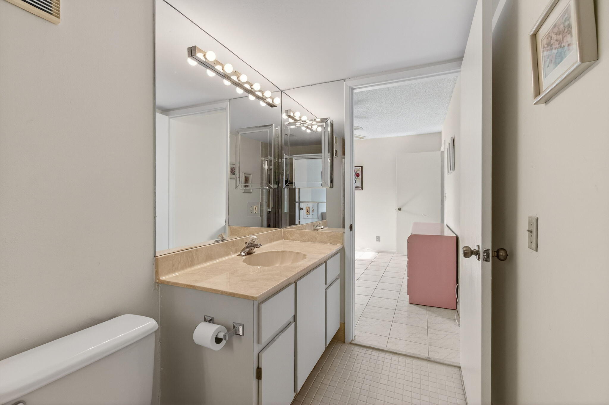 HUNTINGTON LAKES - Residential