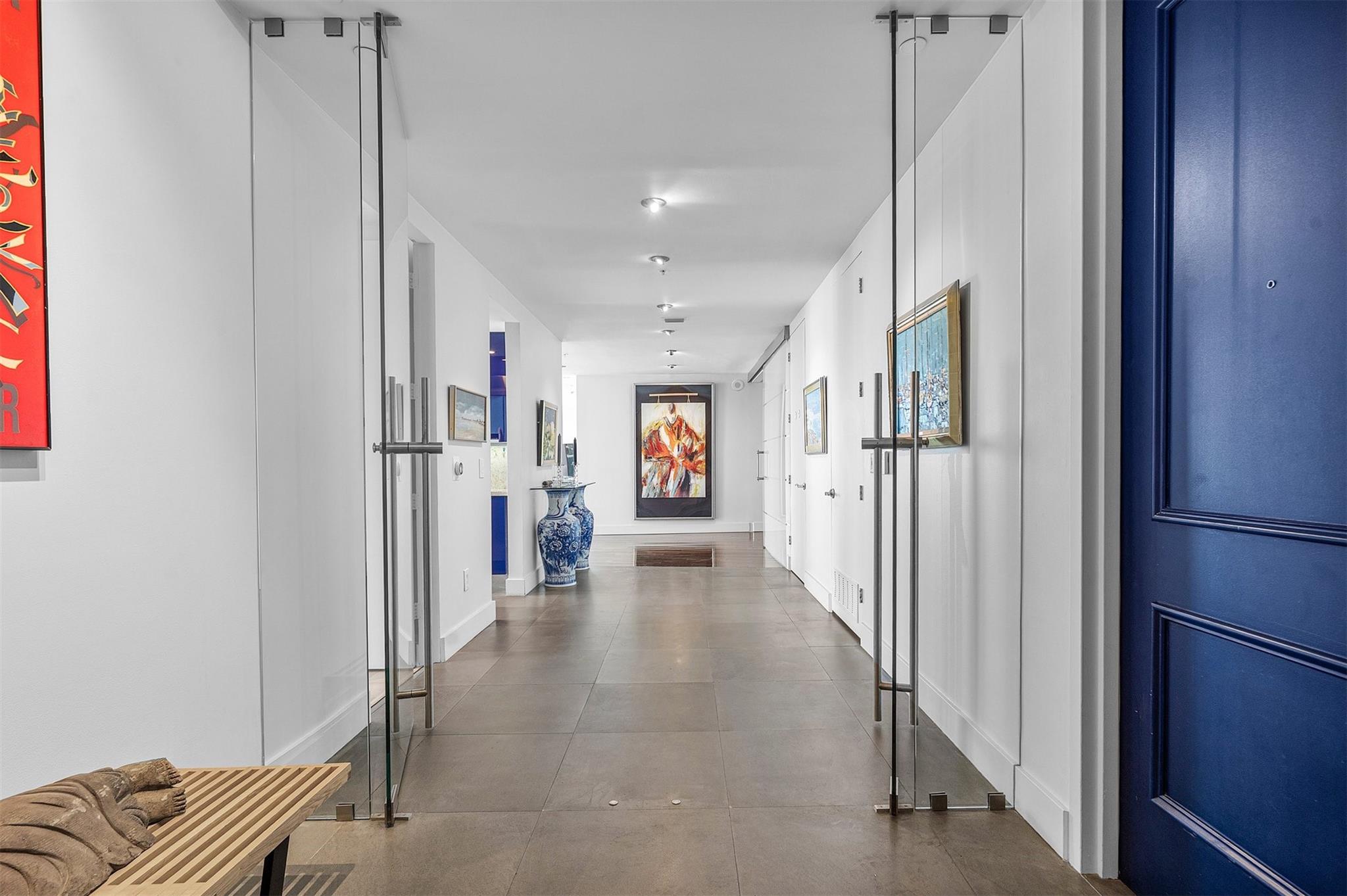 715 Bayshore Dr 1004