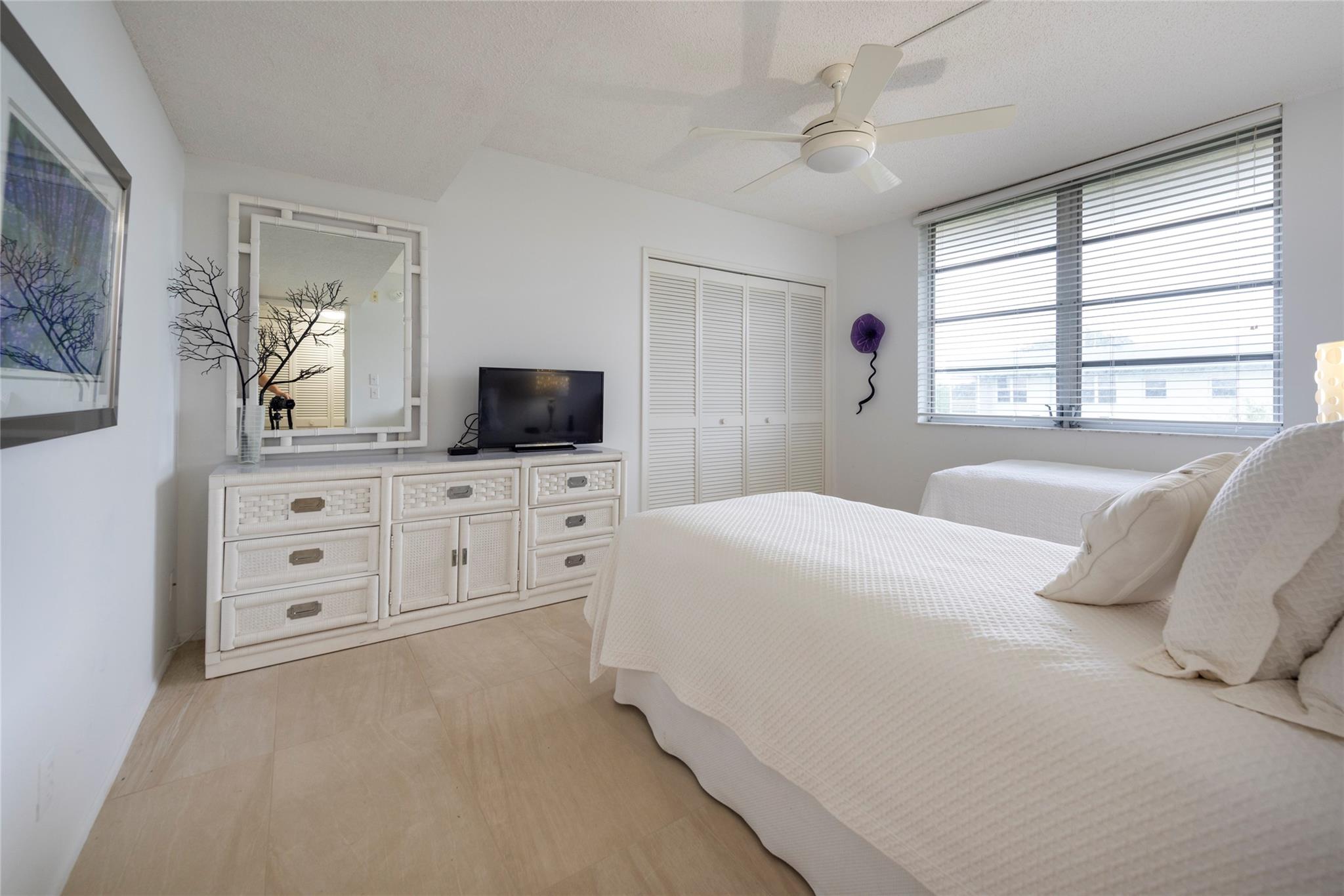 palm aire - Residential