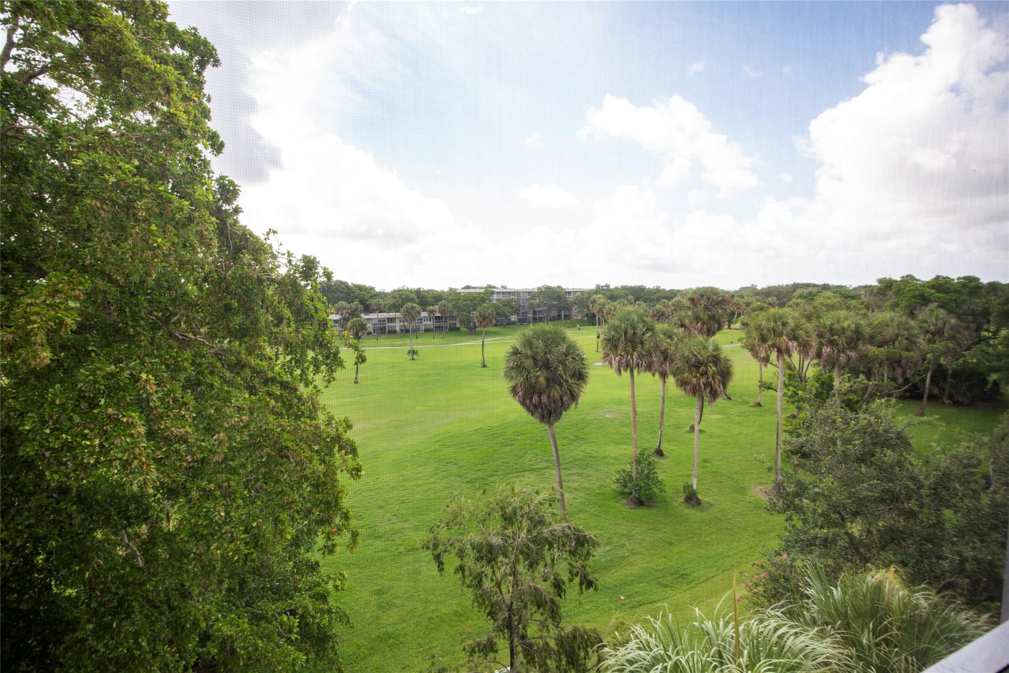 palm aire - Residential