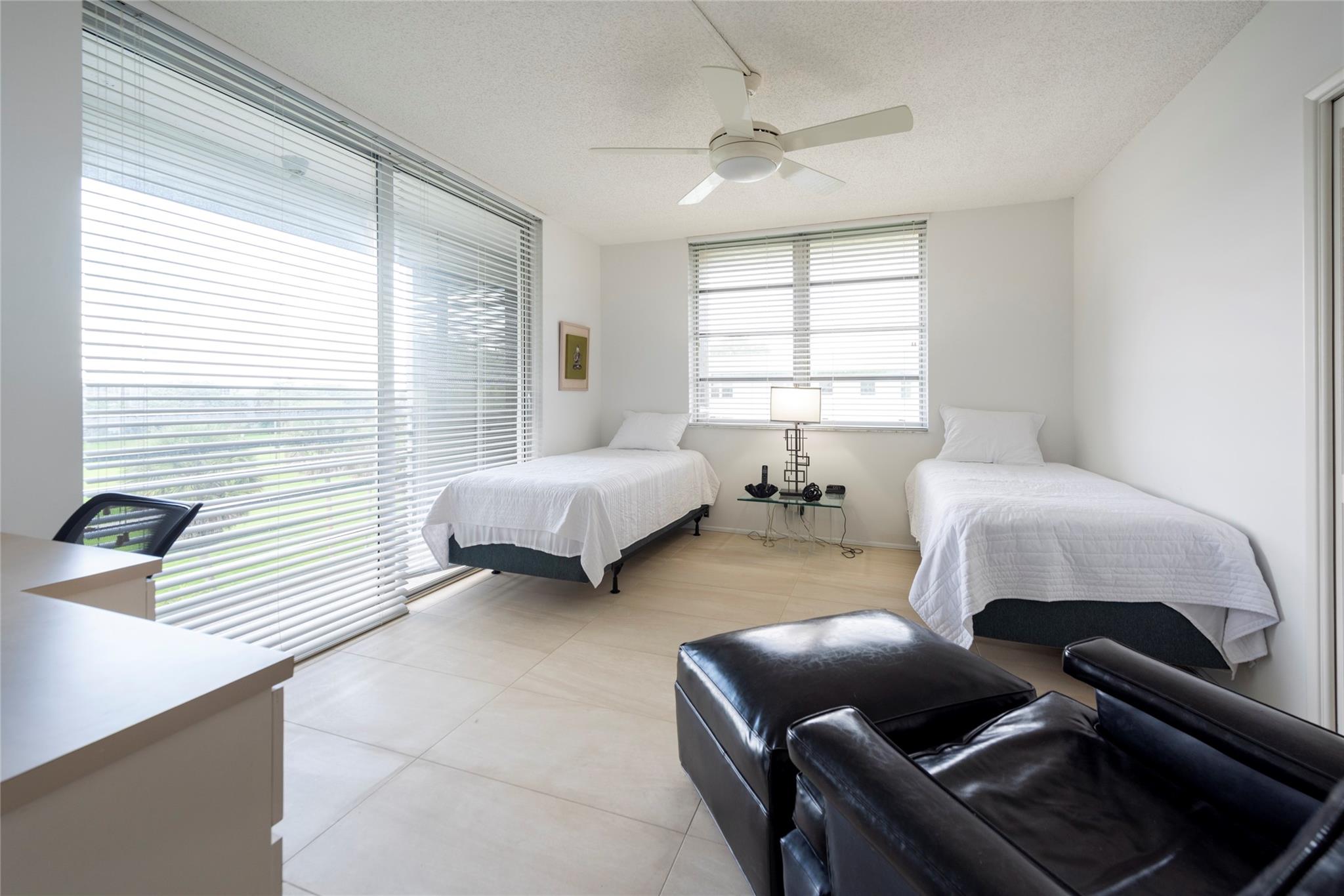 palm aire - Residential