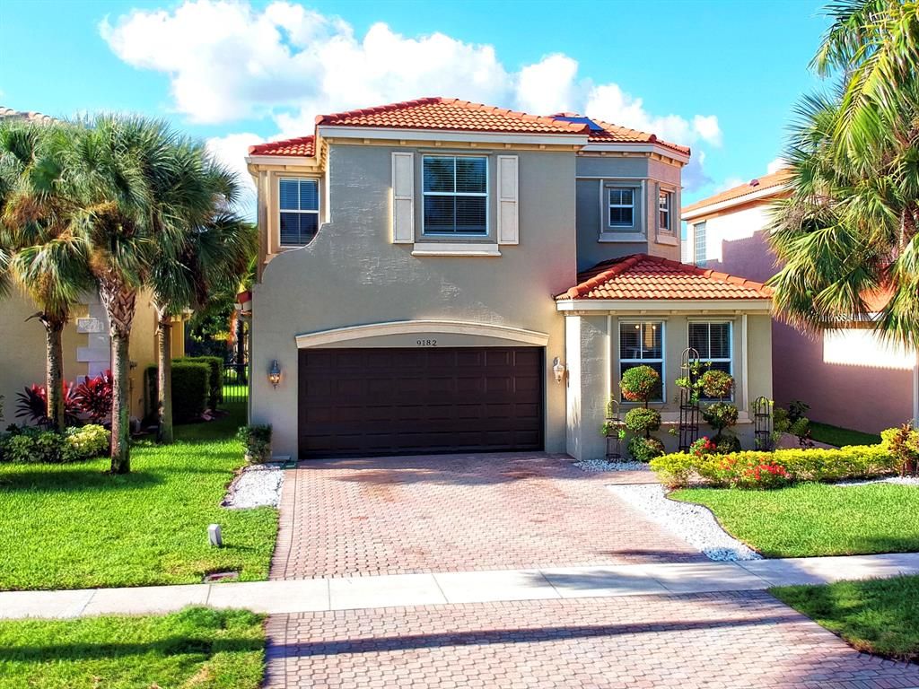 Photo of 9182 Dupont Place, Wellington, FL 33414 (MLS # R10748117)
