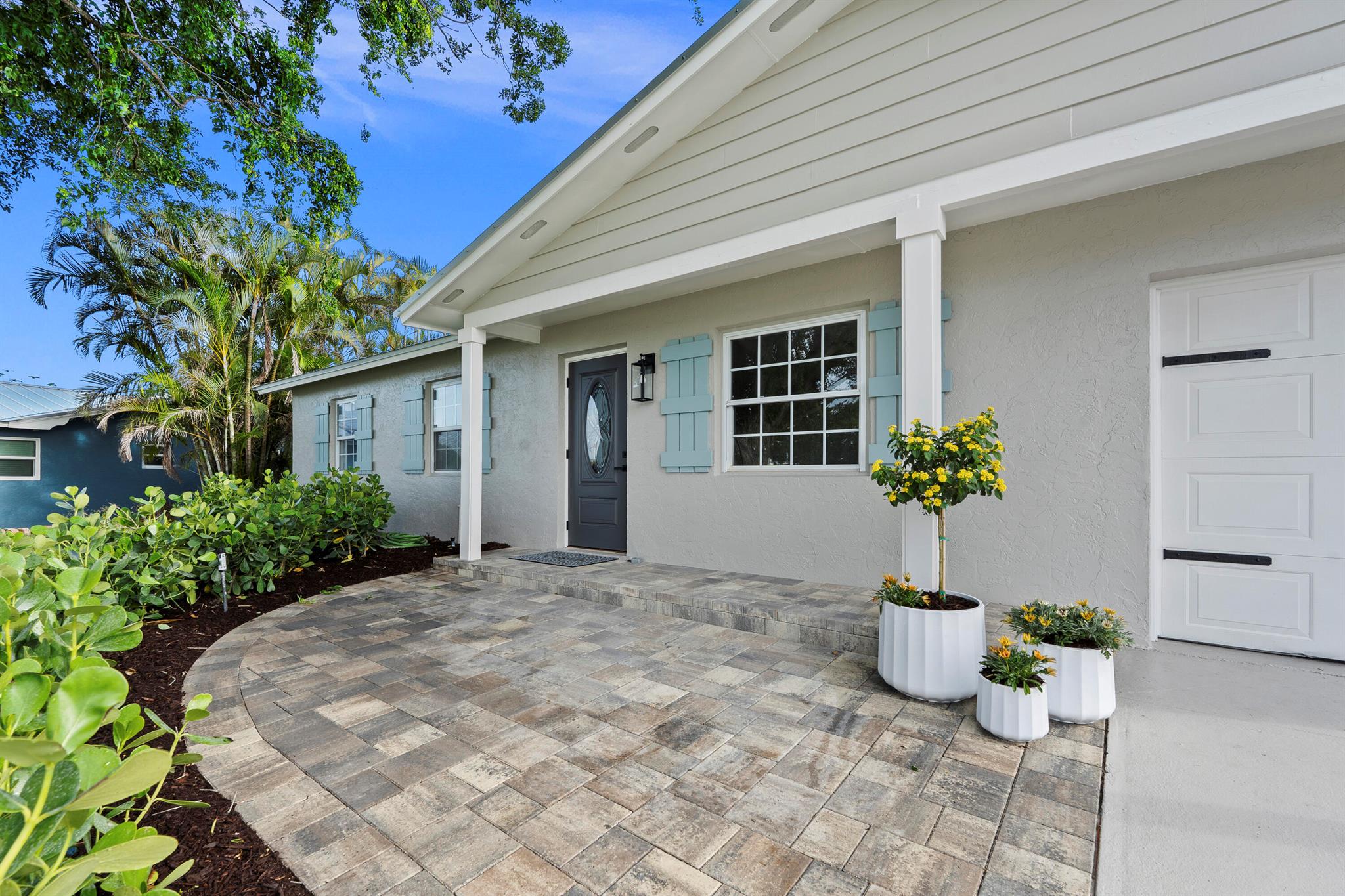 2337 NE 16th Court