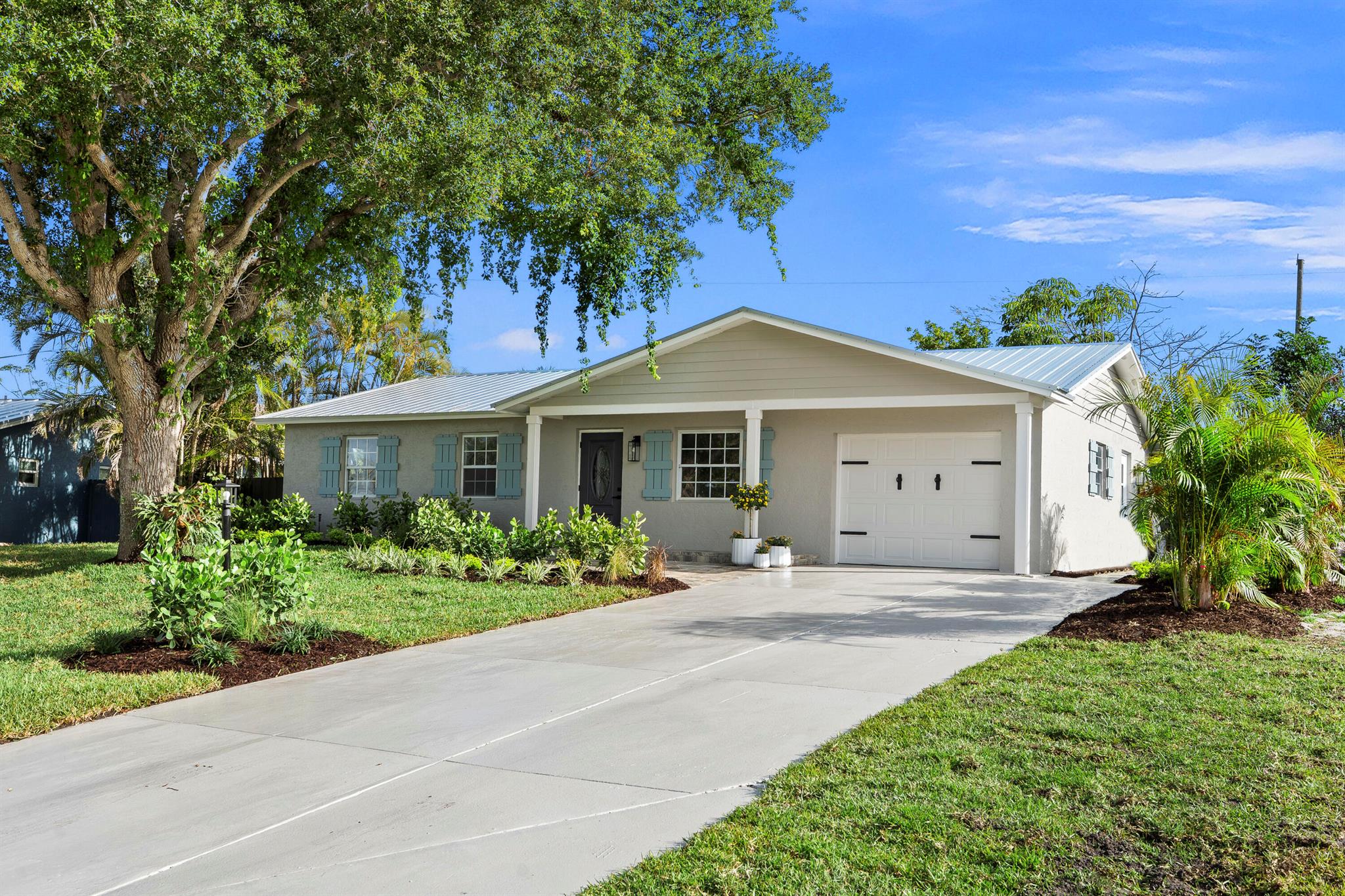 2337 NE 16th Court