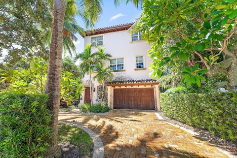 3703 Washington Road West Palm Beach FL 33405