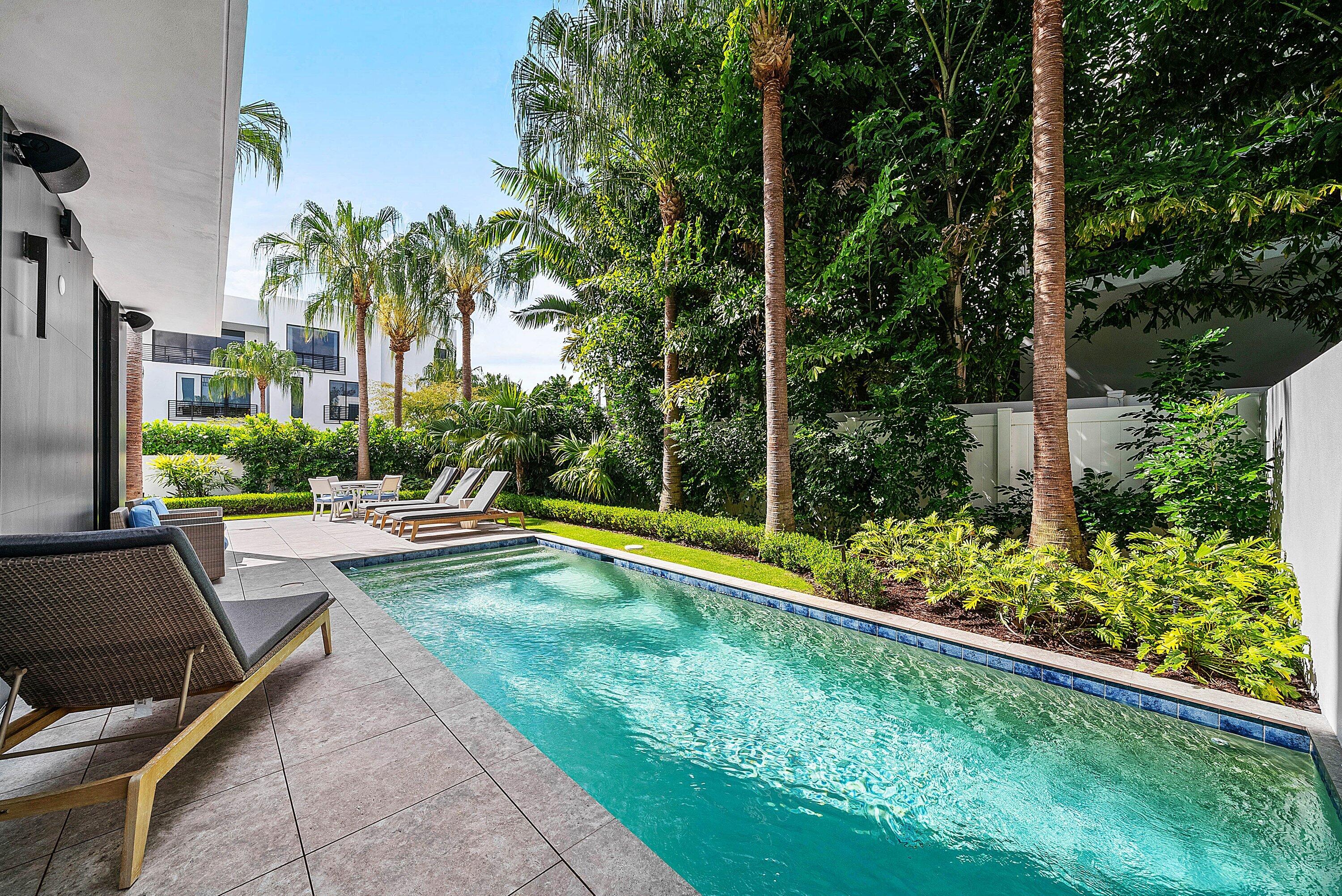 PALM TRAIL ESTATES - Residential