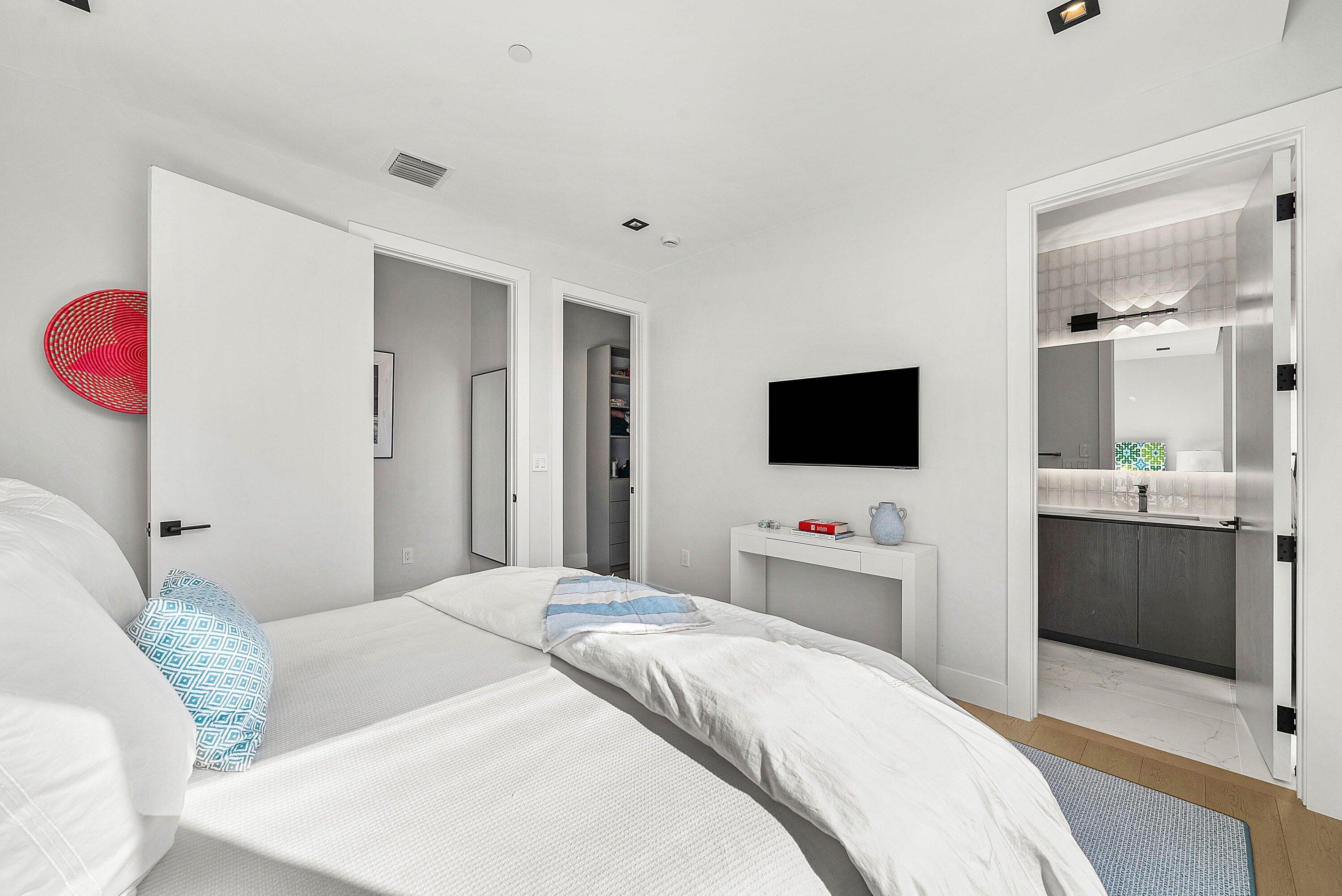 PALM TRAIL ESTATES - Residential