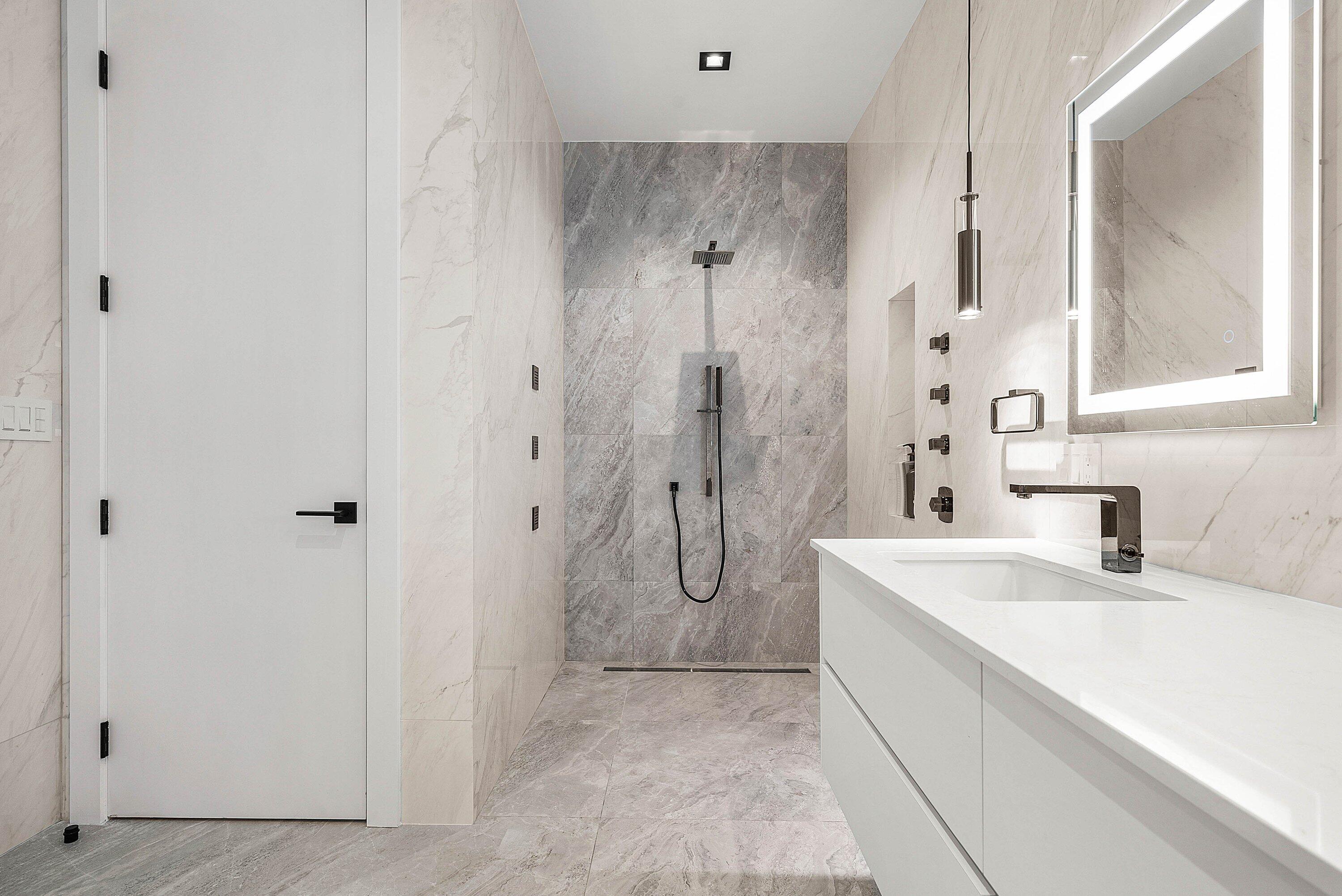 PALM TRAIL ESTATES - Residential