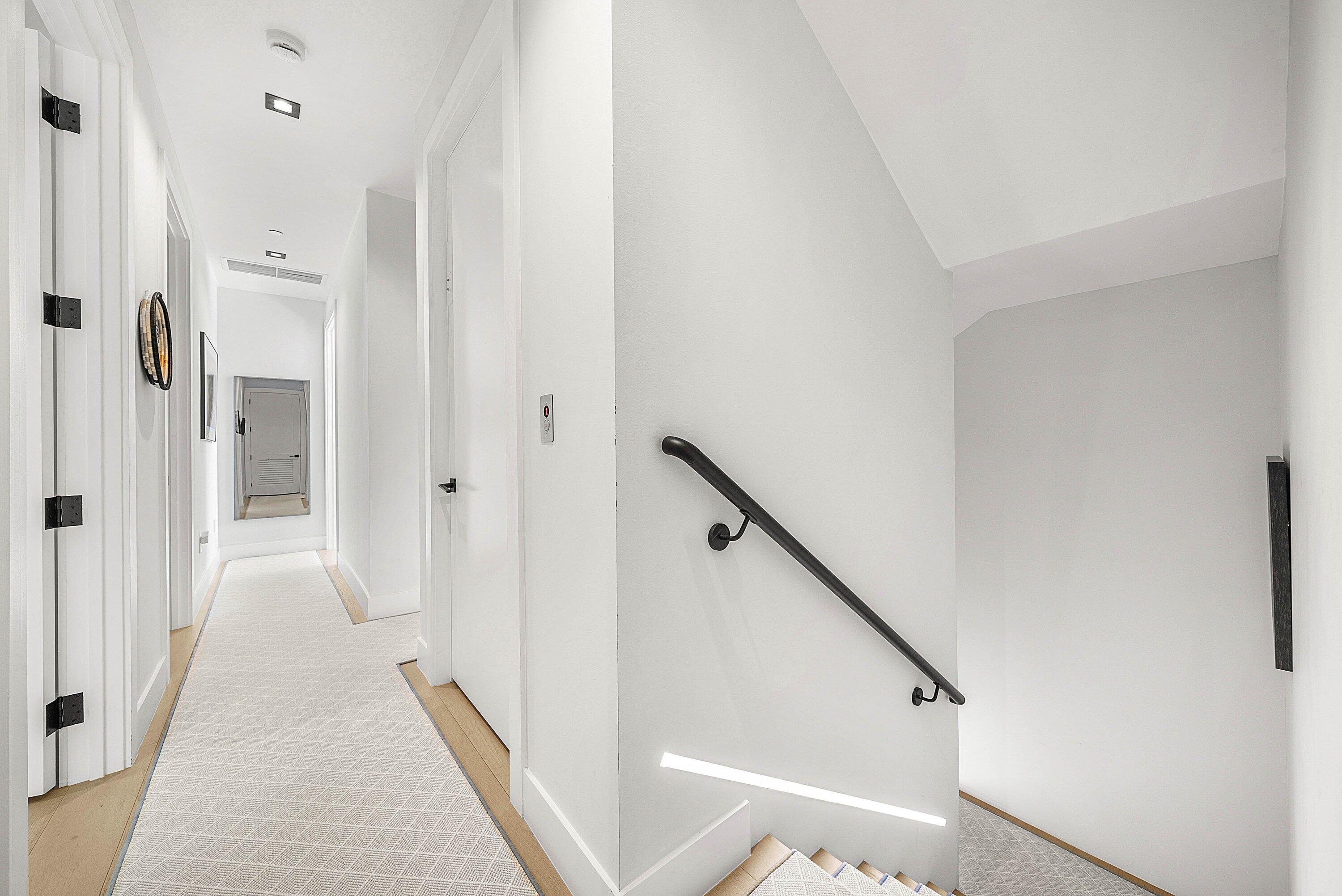 PALM TRAIL ESTATES - Residential