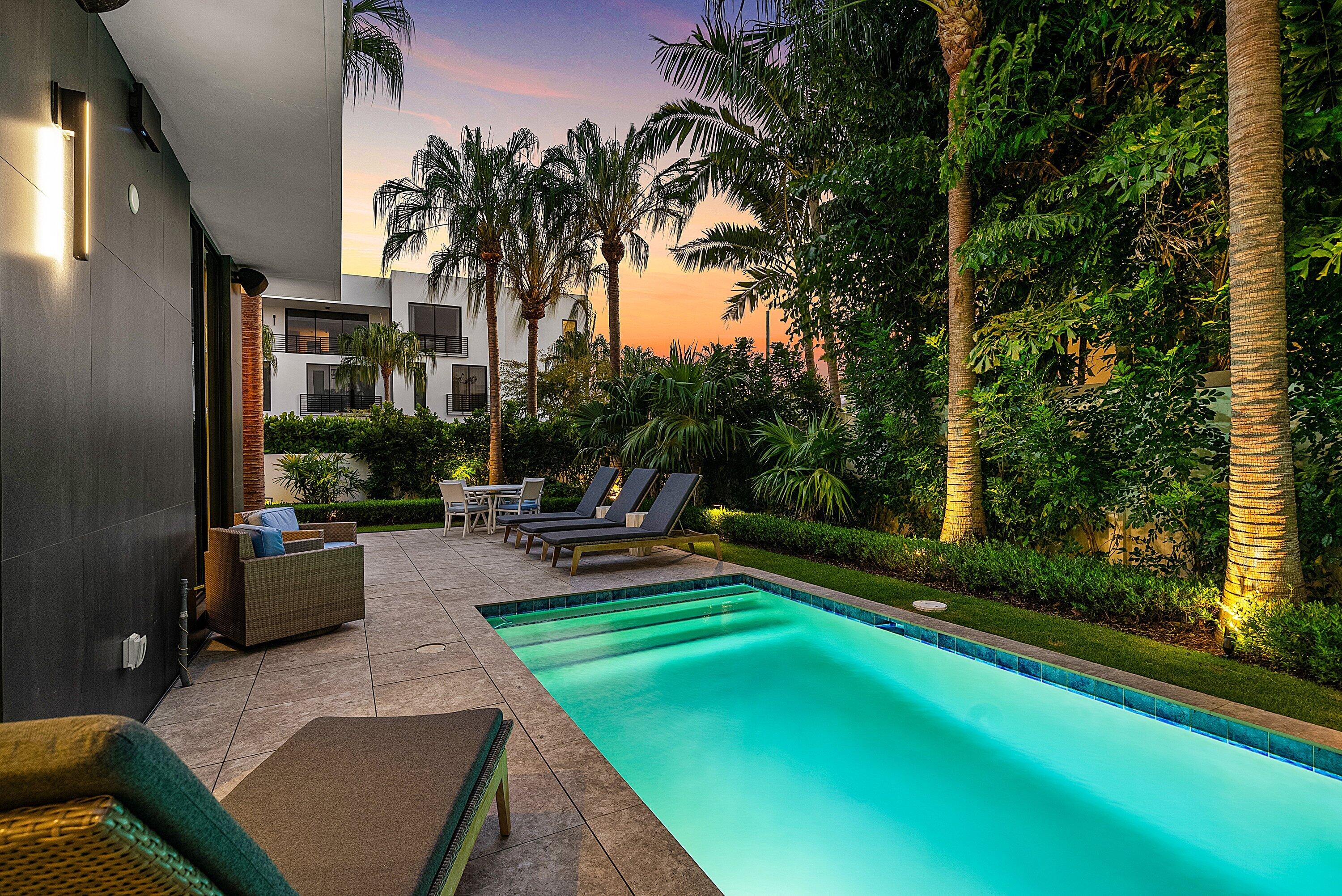 PALM TRAIL ESTATES - Residential