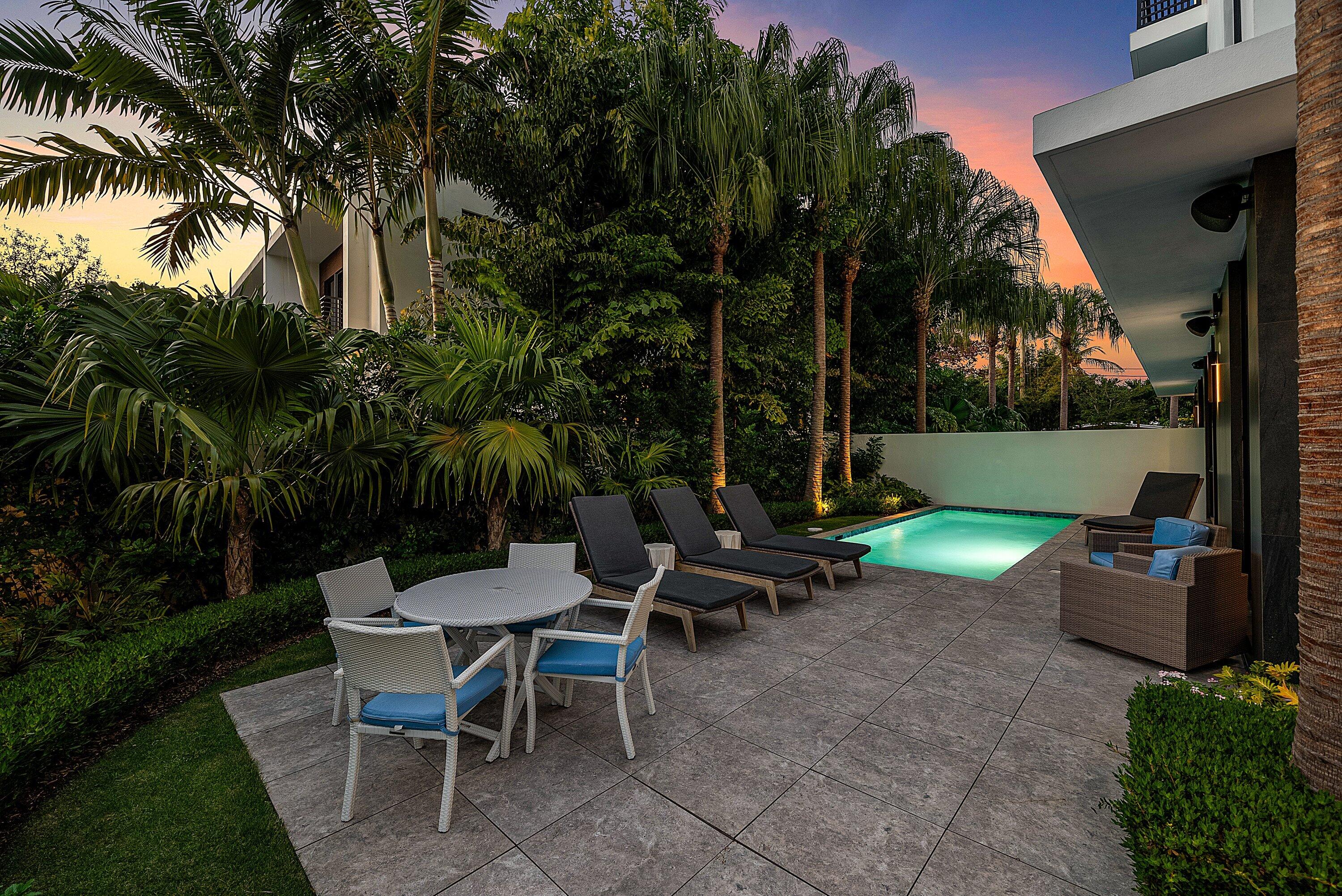 PALM TRAIL ESTATES - Residential