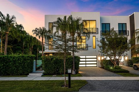 927 Witherspoon Lane Delray Beach FL 33483