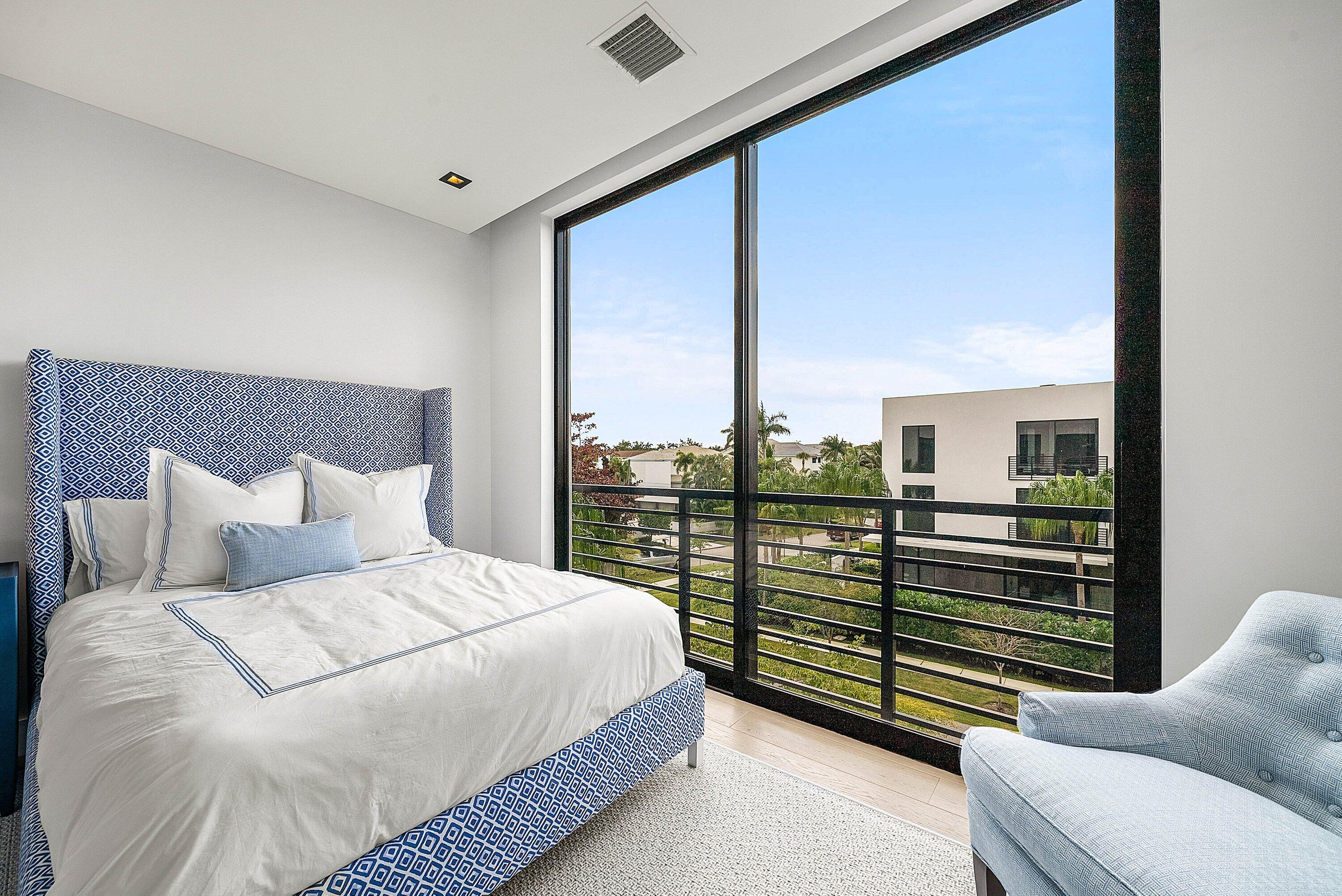 PALM TRAIL ESTATES - Residential