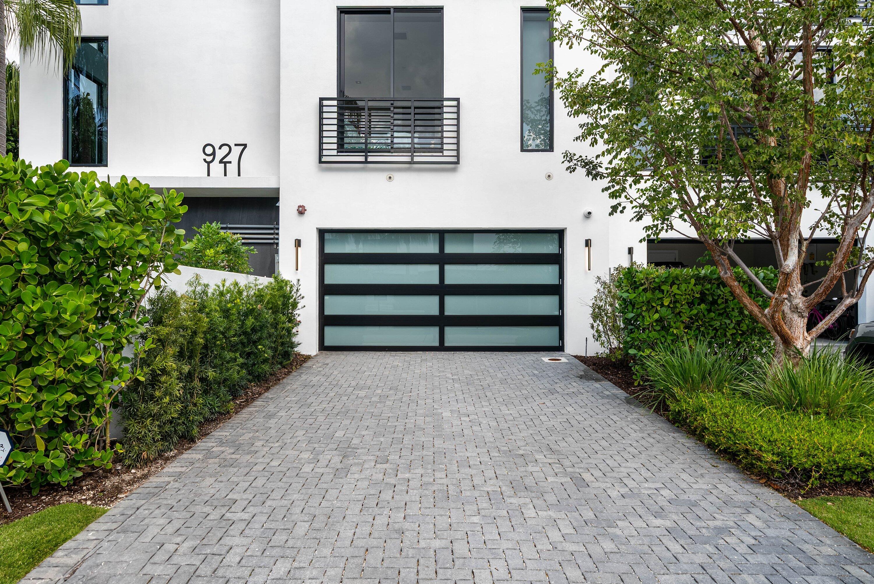 PALM TRAIL ESTATES - Residential