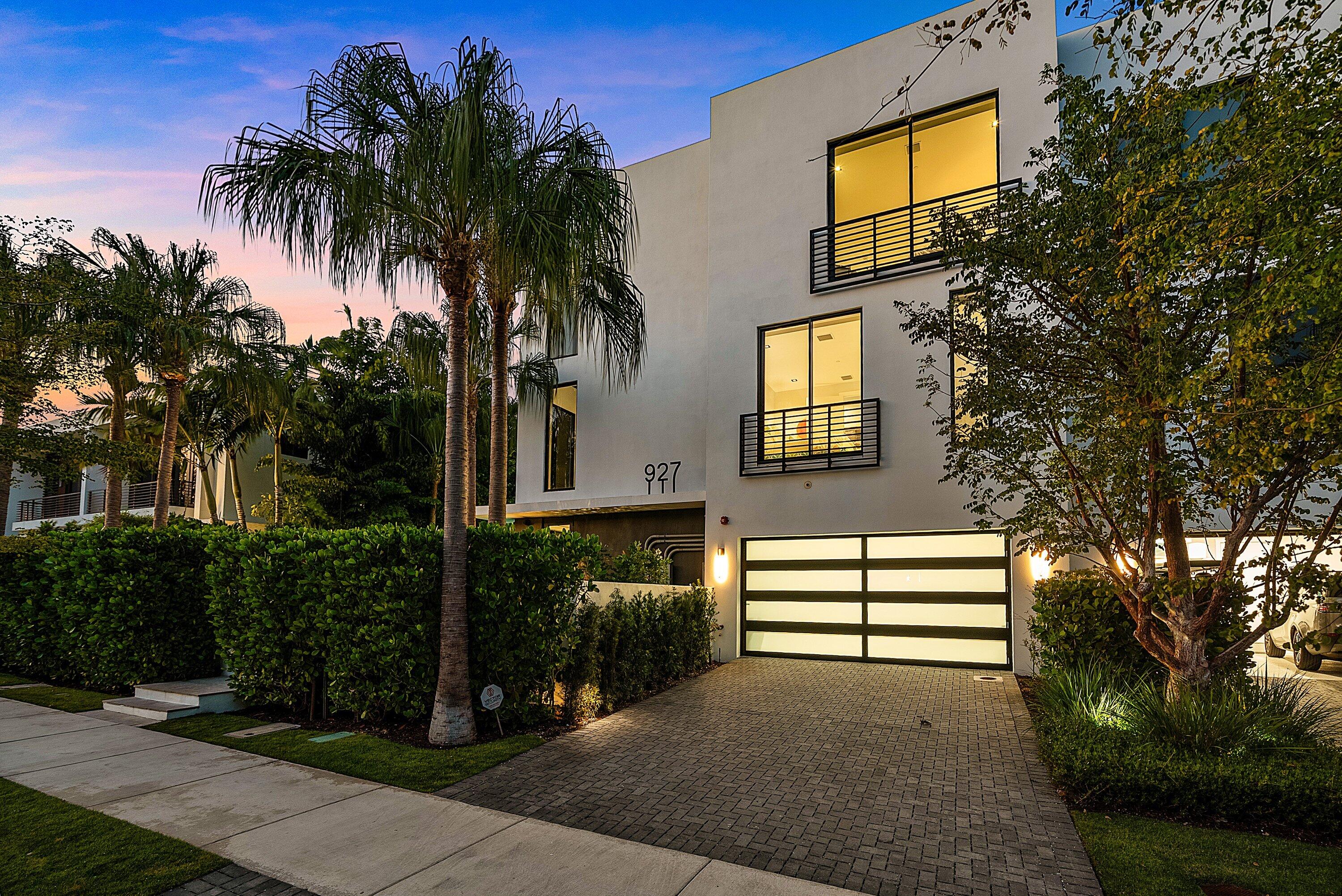 PALM TRAIL ESTATES - Residential