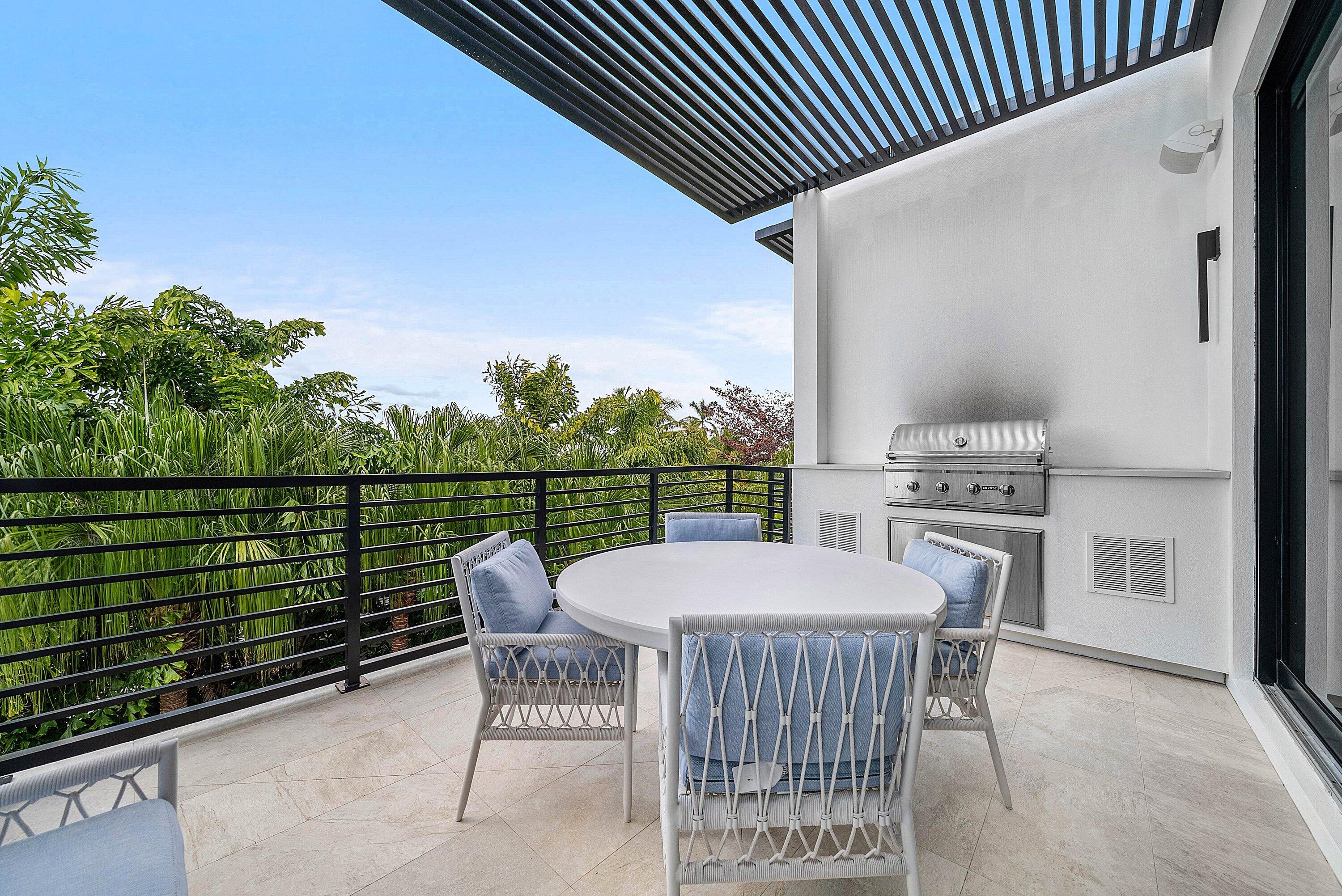 PALM TRAIL ESTATES - Residential