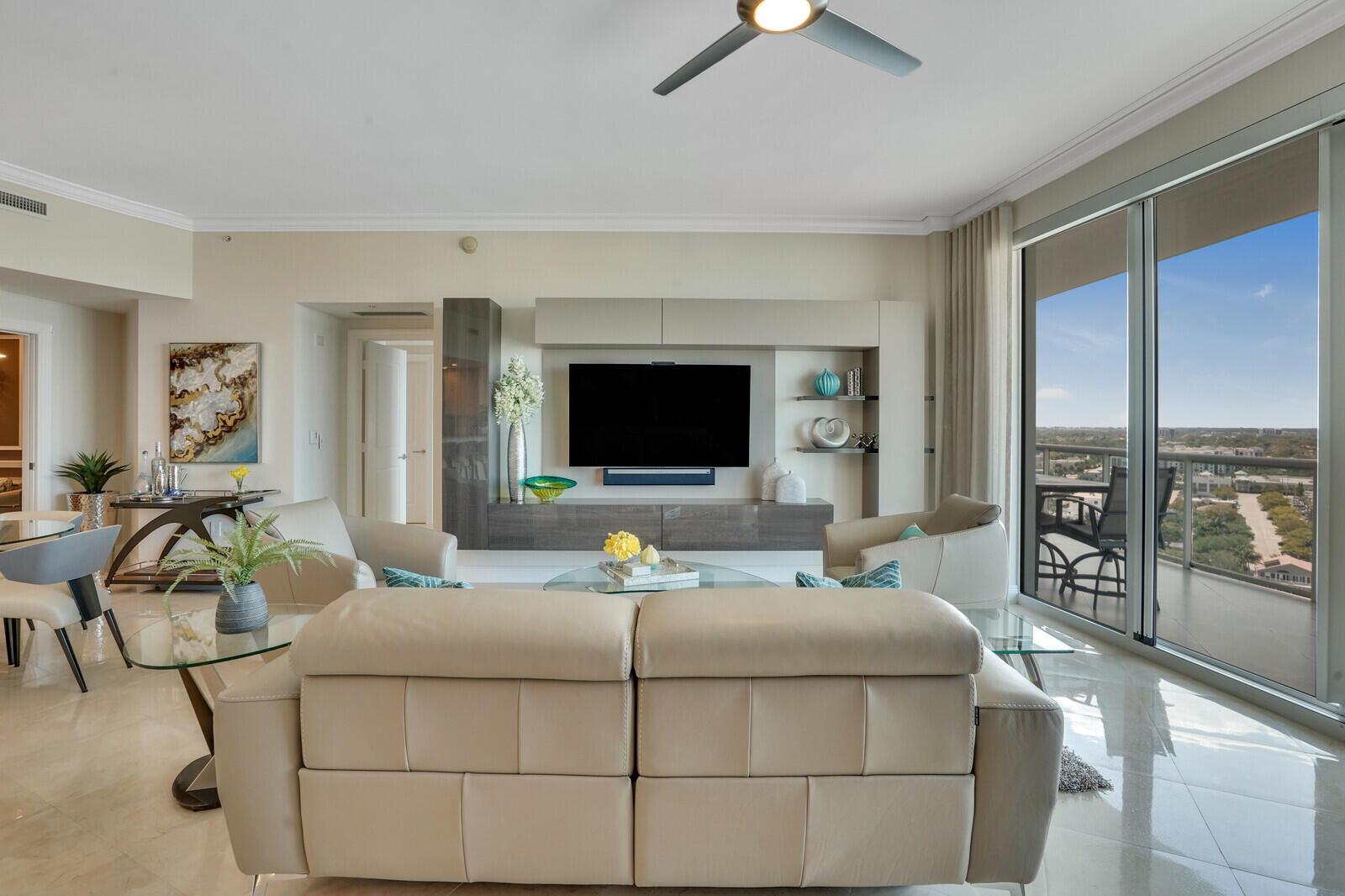 PLAZA AT OCEANSIDE (THE) - Residential