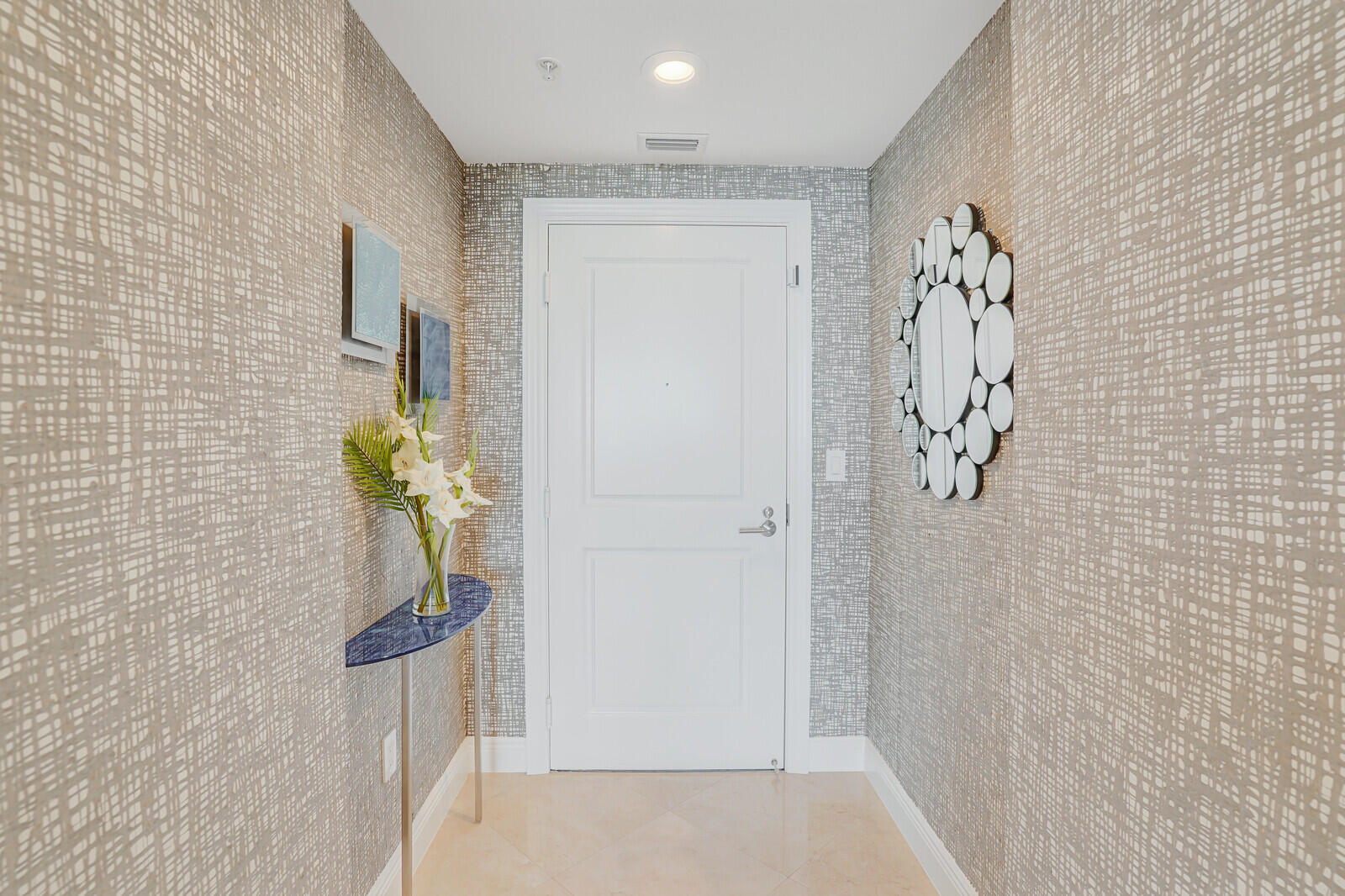 1 N Ocean Boulevard 1708