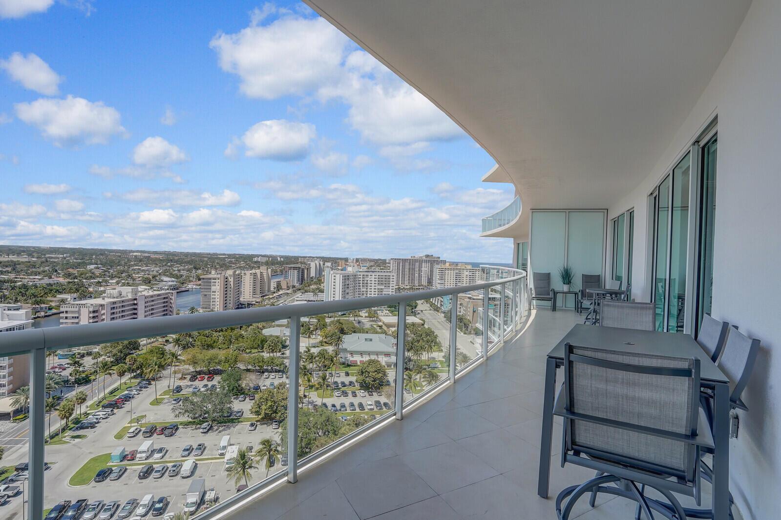 PLAZA AT OCEANSIDE (THE) - Residential