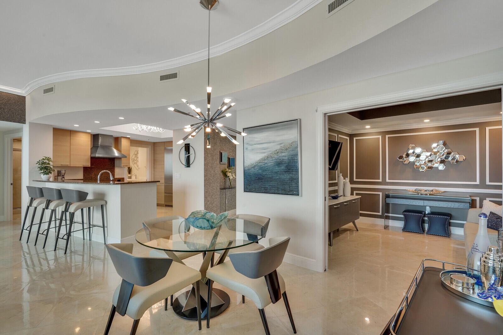 PLAZA AT OCEANSIDE (THE) - Residential