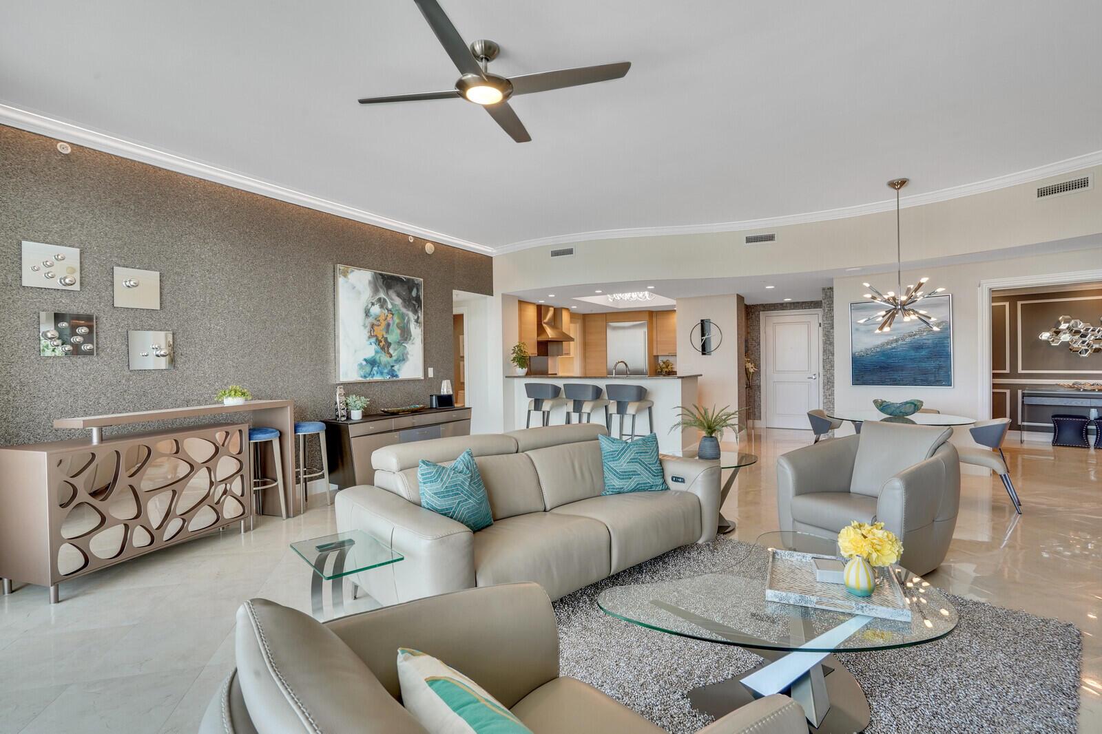 PLAZA AT OCEANSIDE (THE) - Residential