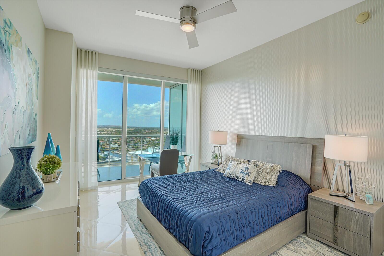 PLAZA AT OCEANSIDE (THE) - Residential