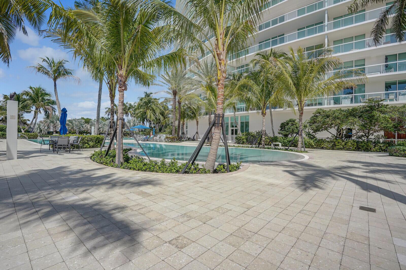 PLAZA AT OCEANSIDE (THE) - Residential