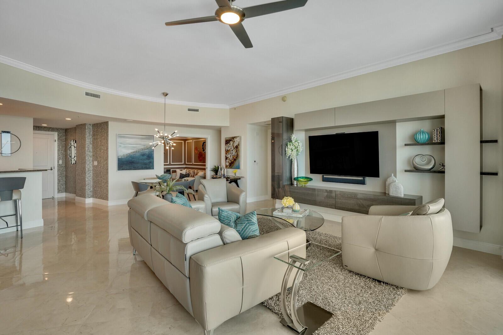 PLAZA AT OCEANSIDE (THE) - Residential