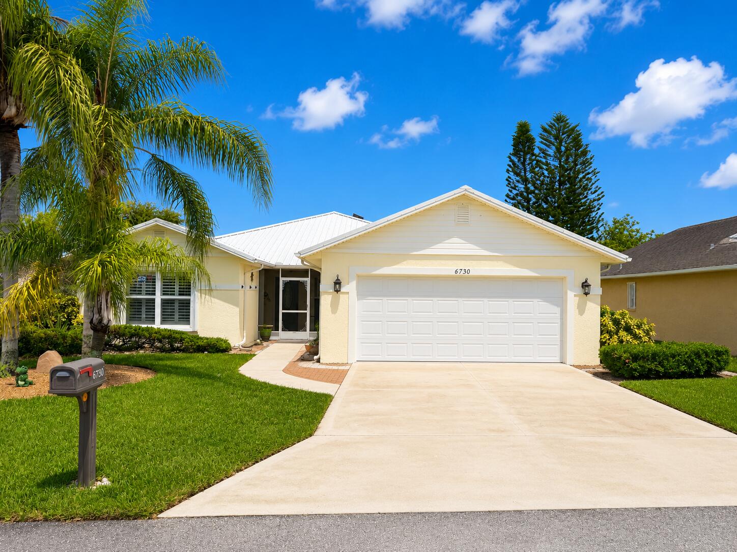 6730 Gaviota