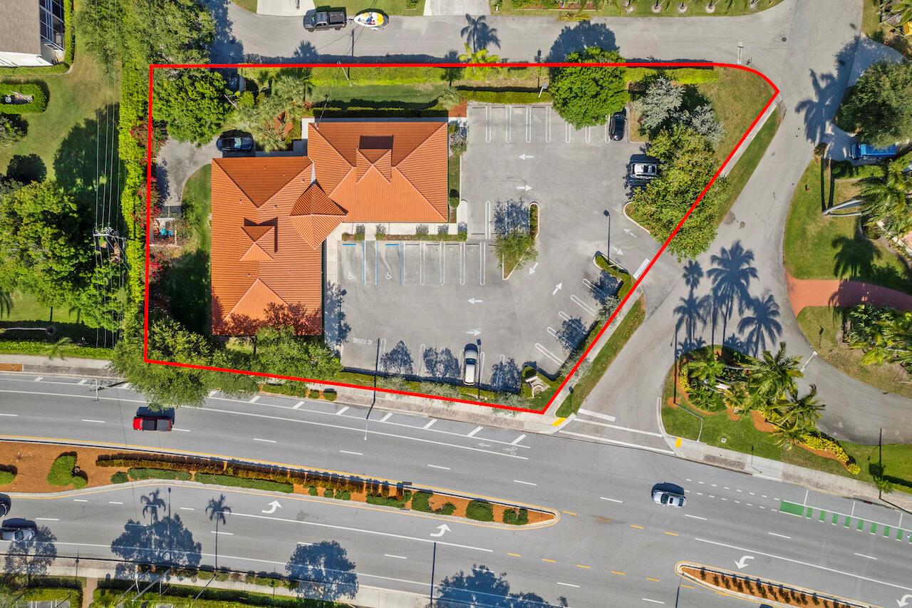BOYNTON ISLES - Commercial Sale
